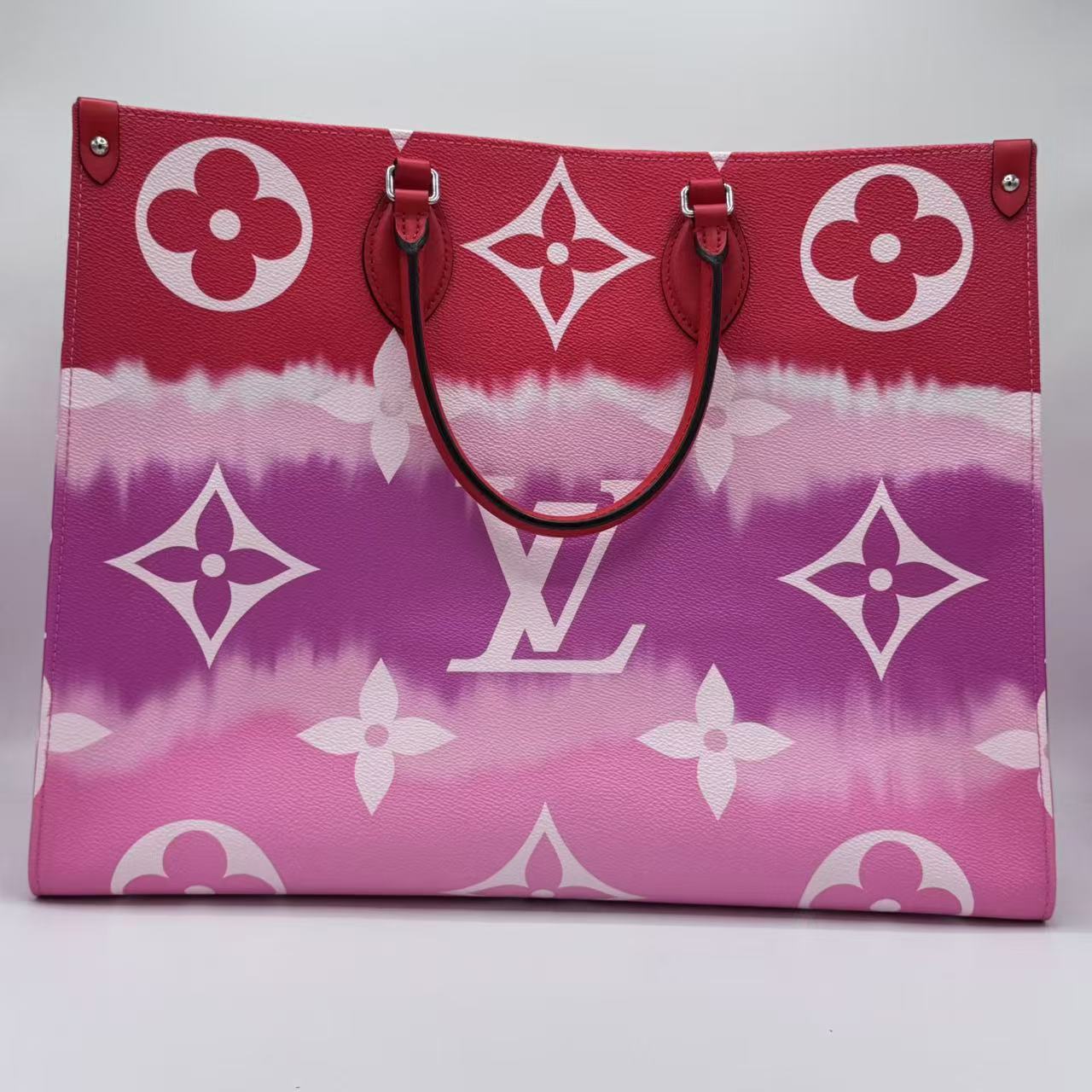 Louis Vuitton  Monogram Escale Onthego GM Rouge