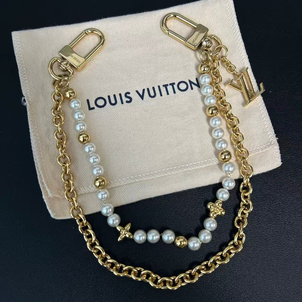 Louis Vuitton Metal Pearls Mini Chain Belt Gold twins LDZ286