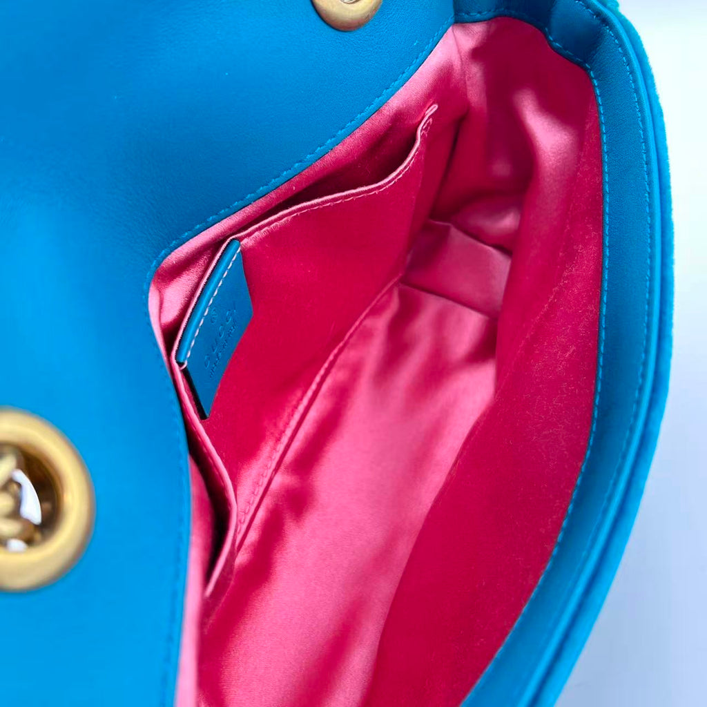 GG Marmont Flap Bag Matelasse Velvet Mini
