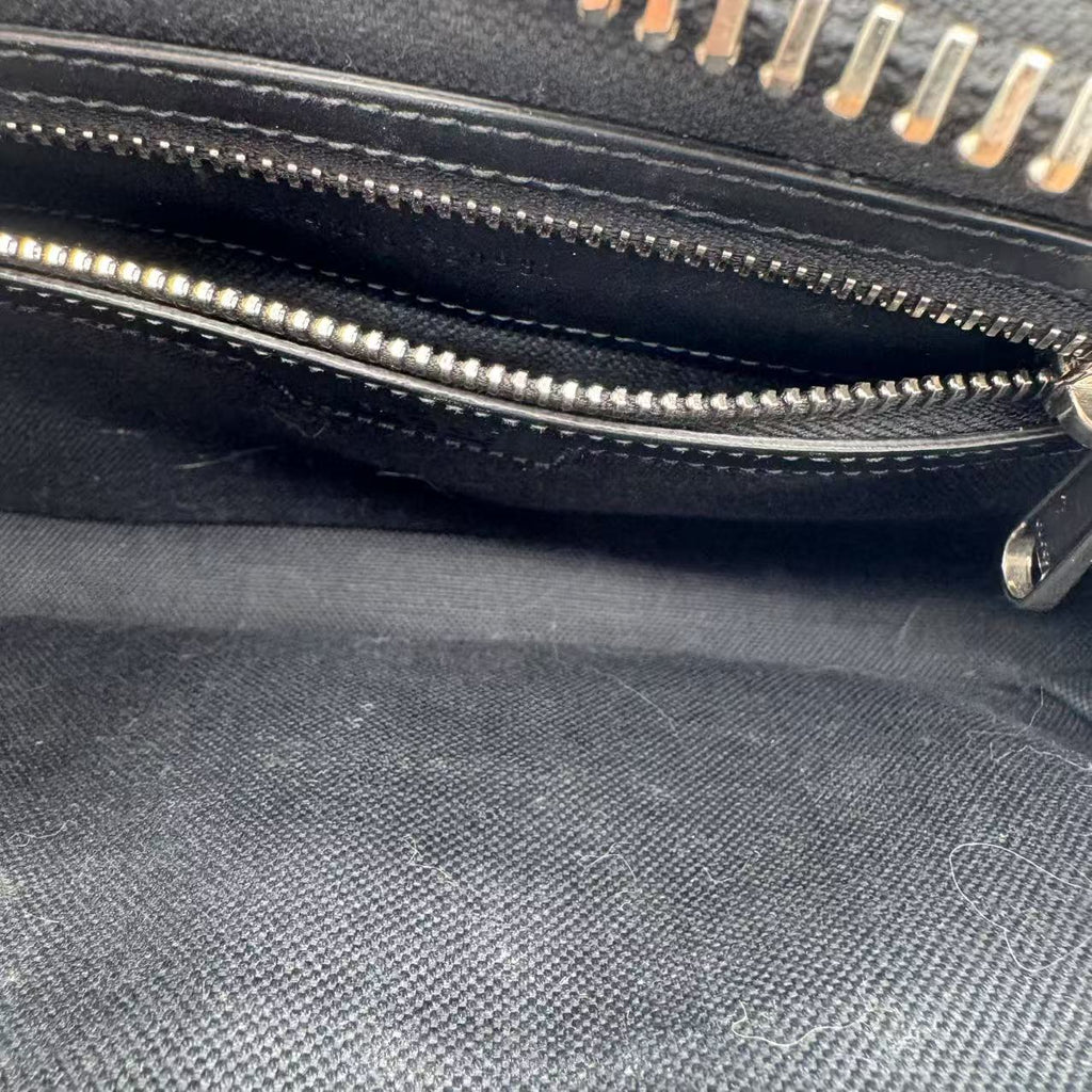 Gucci- Soft GG Supreme Monogram Web Belt Bag