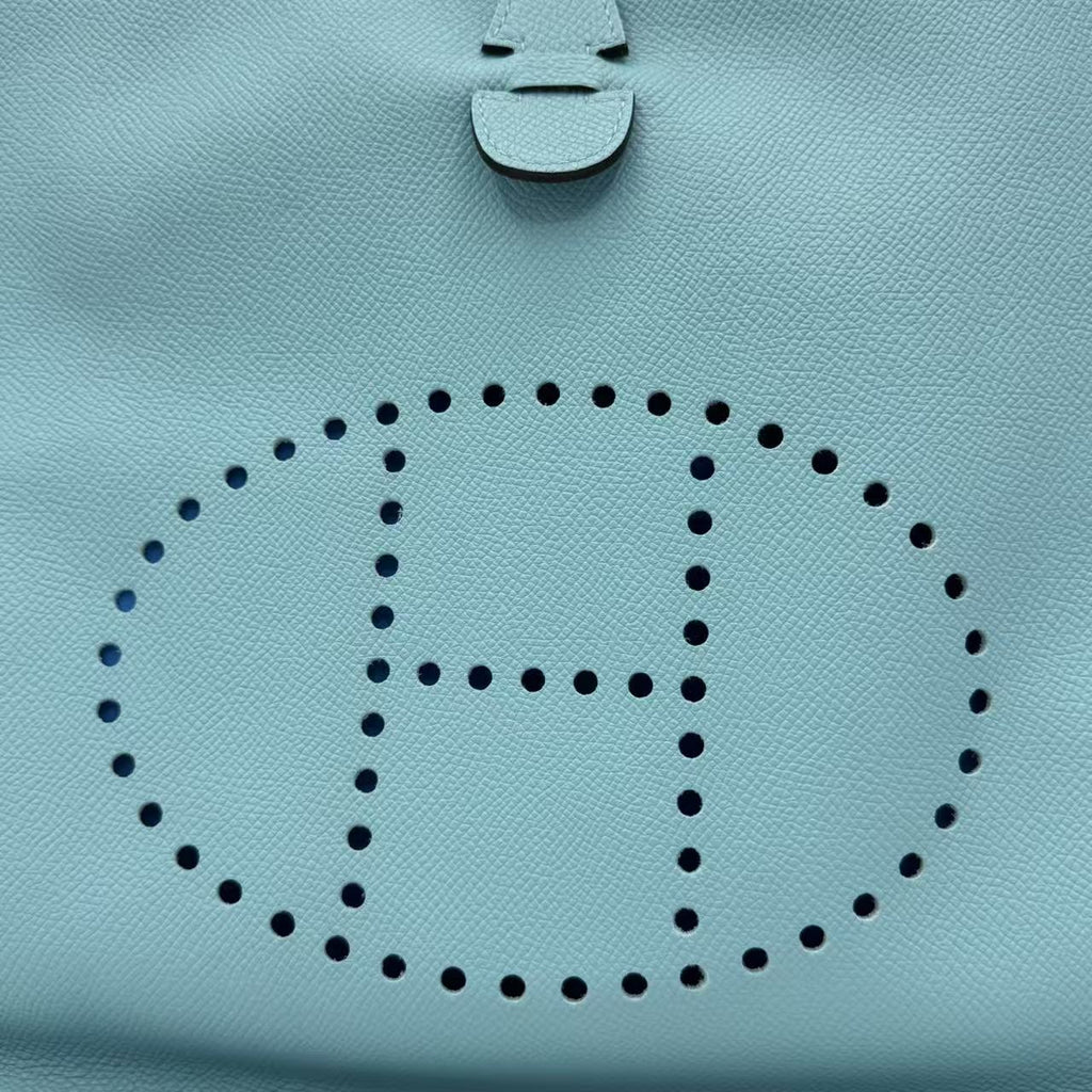 Hermes  Taurillon Clemence Evelyne III PM Bleu Atoll