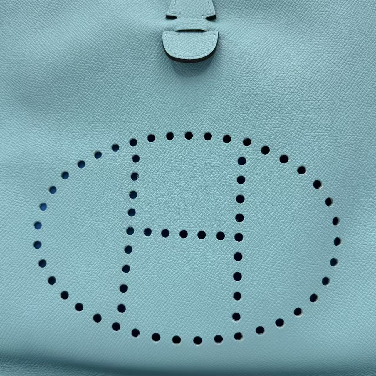 Hermes  Taurillon Clemence Evelyne III PM Bleu Atoll