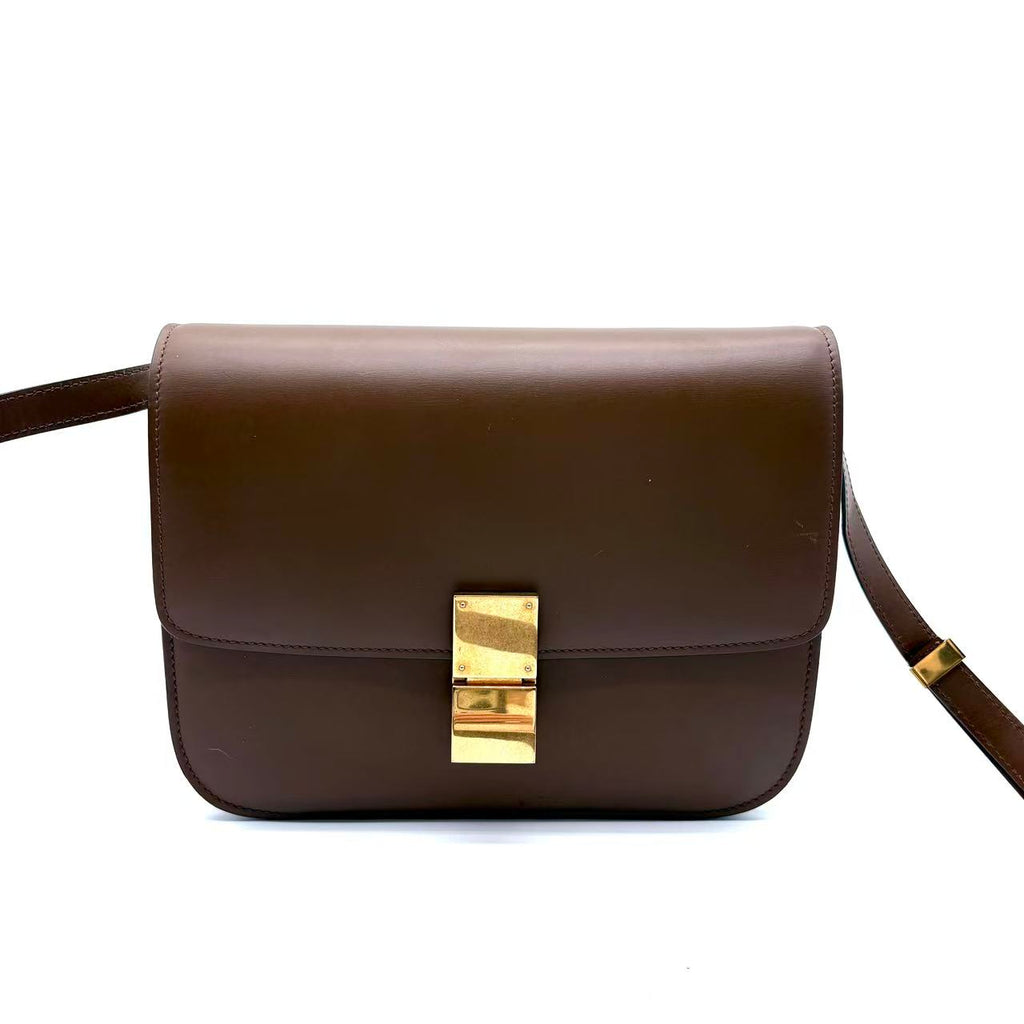 Box Calfskin Medium Classic Box Flap Bag Camel