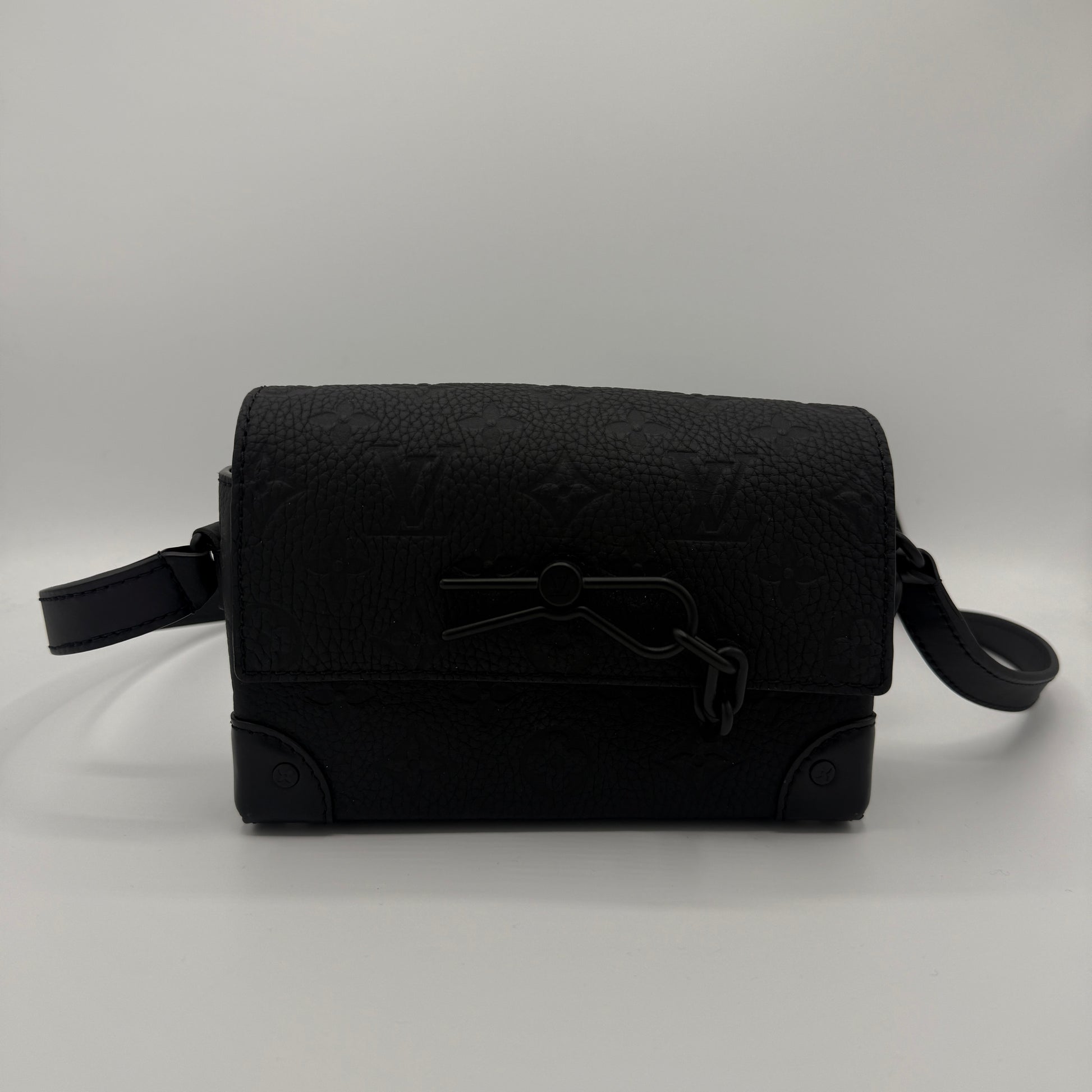 Steamer Wearable Wallet Monogram Taurillon Leather