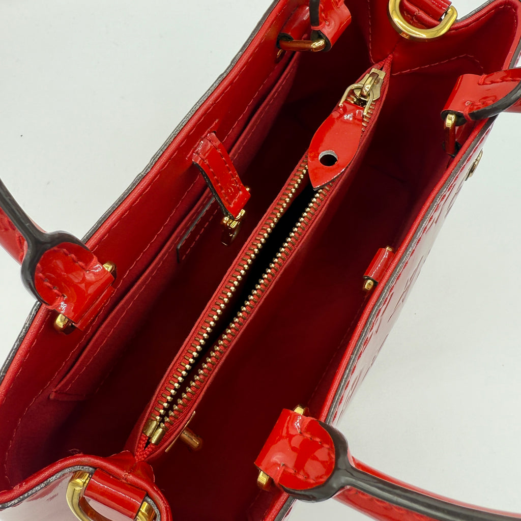 Montaigne Handbag Monogram Vernis BB