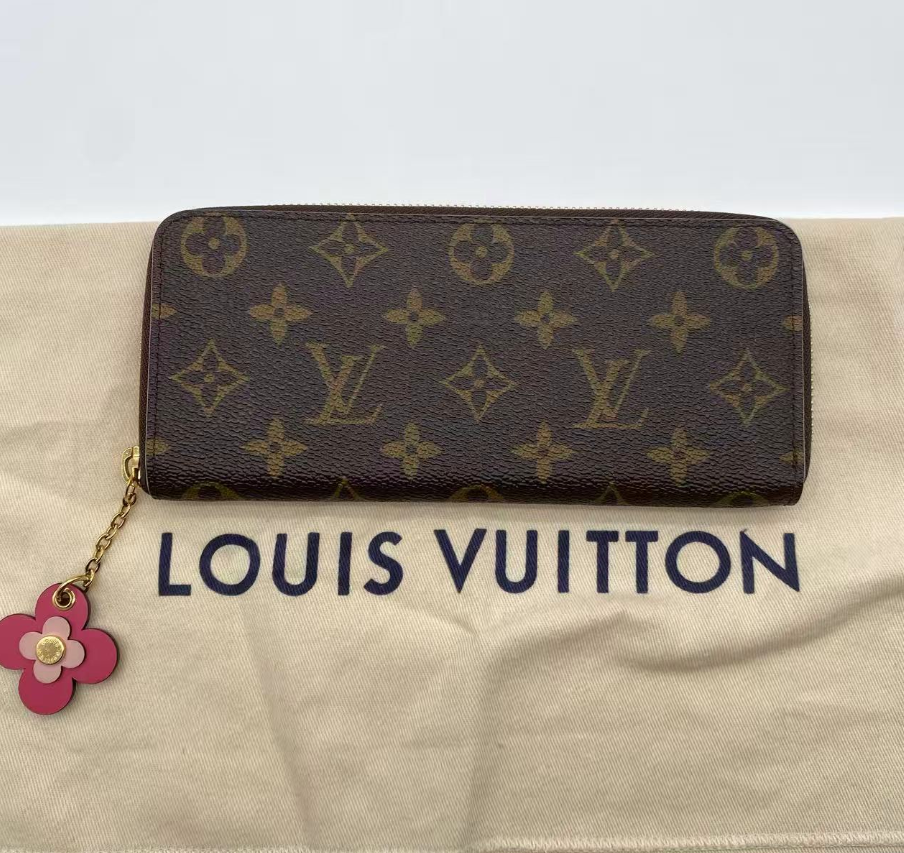 Louis Vuitton Clemence leather wallet