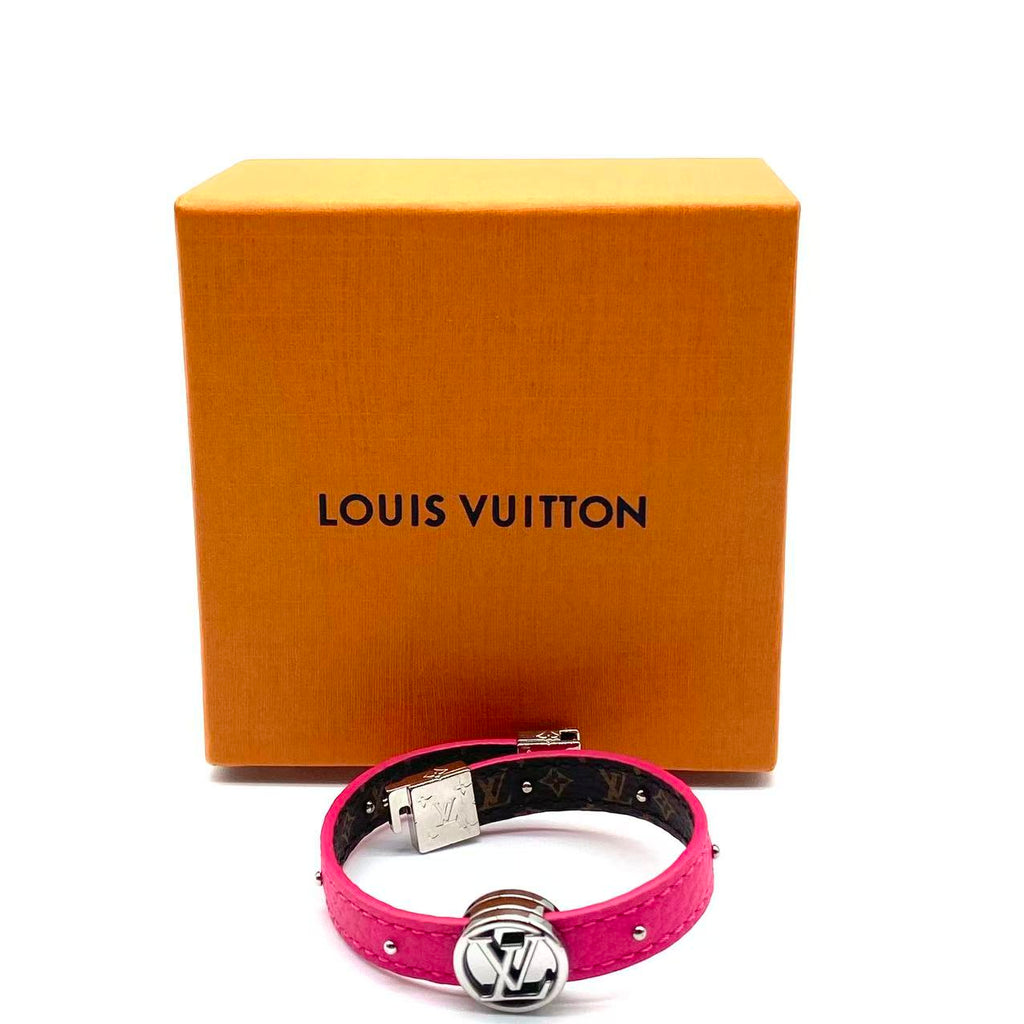 Monogram LV Circle Reversible Bracelet Rose Falbala