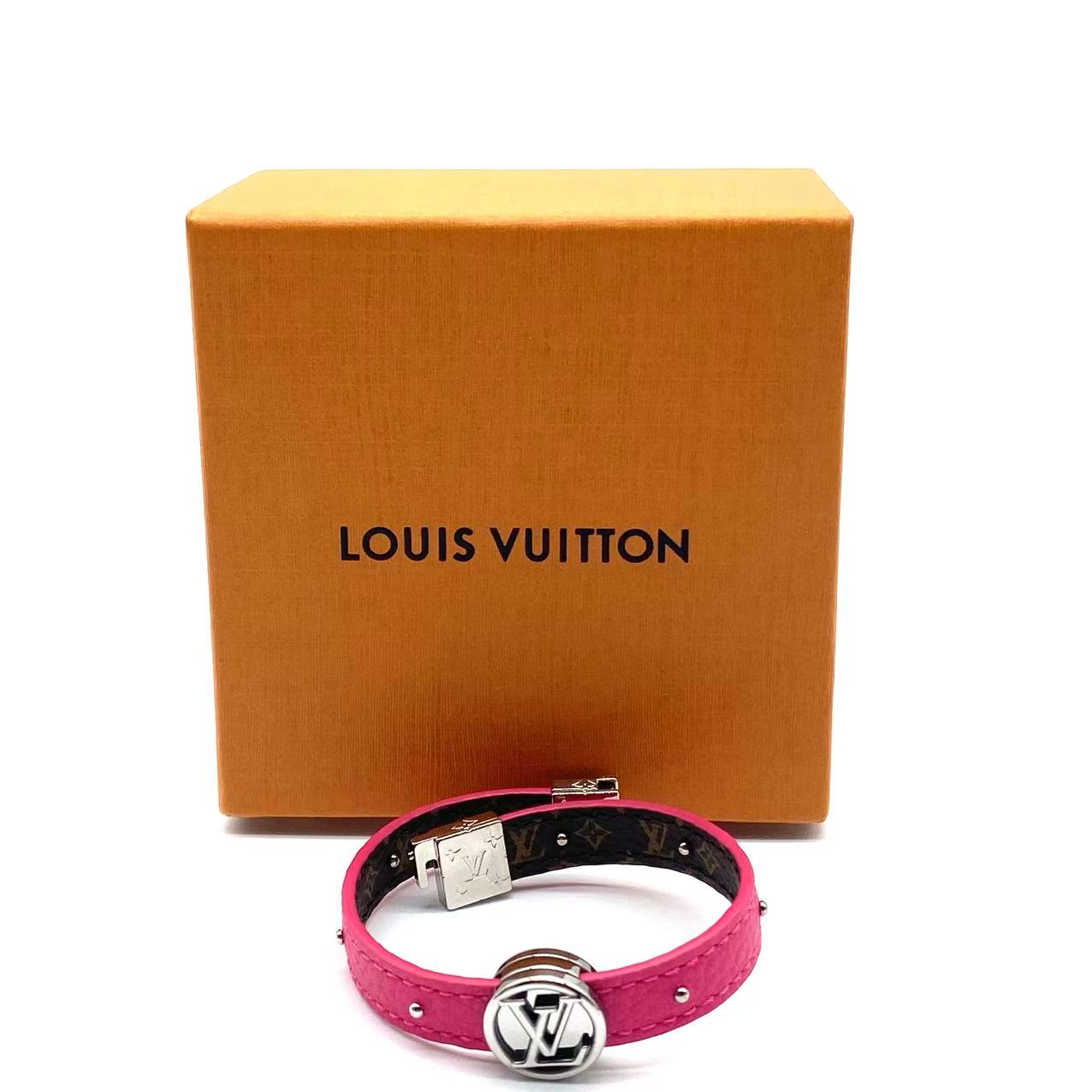 Monogram LV Circle Reversible Bracelet Rose Falbala
