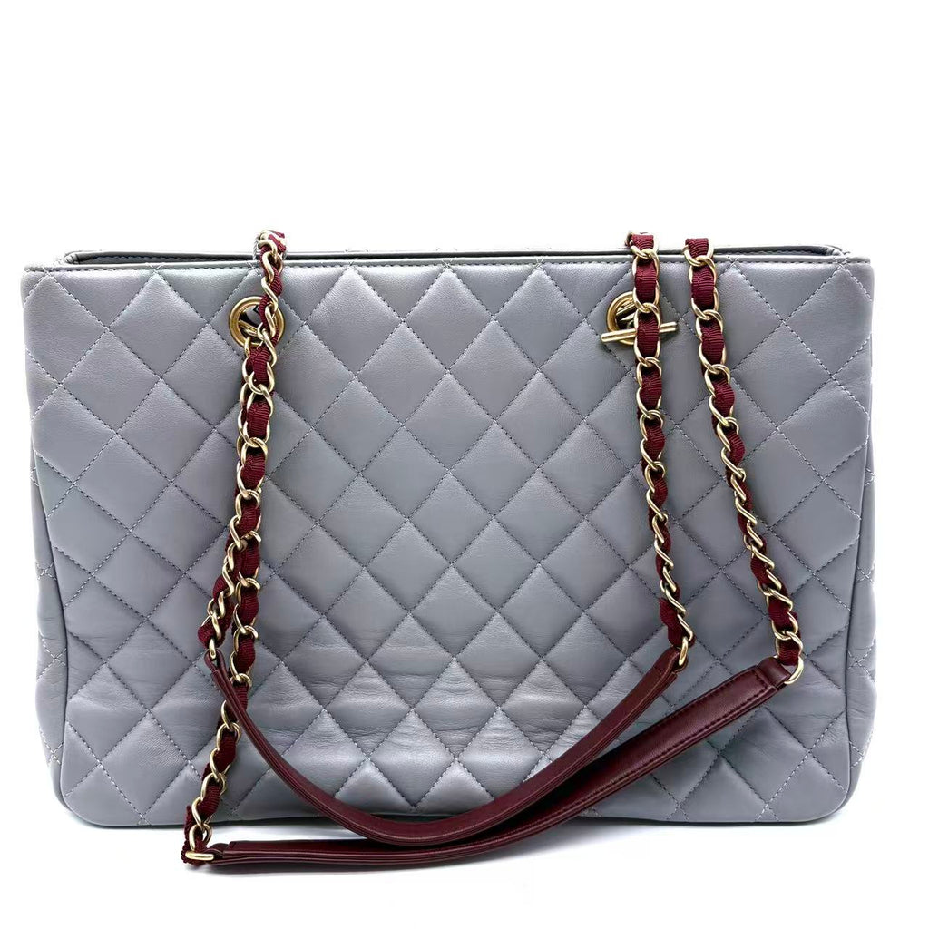 Classic CC Shopping leather tote