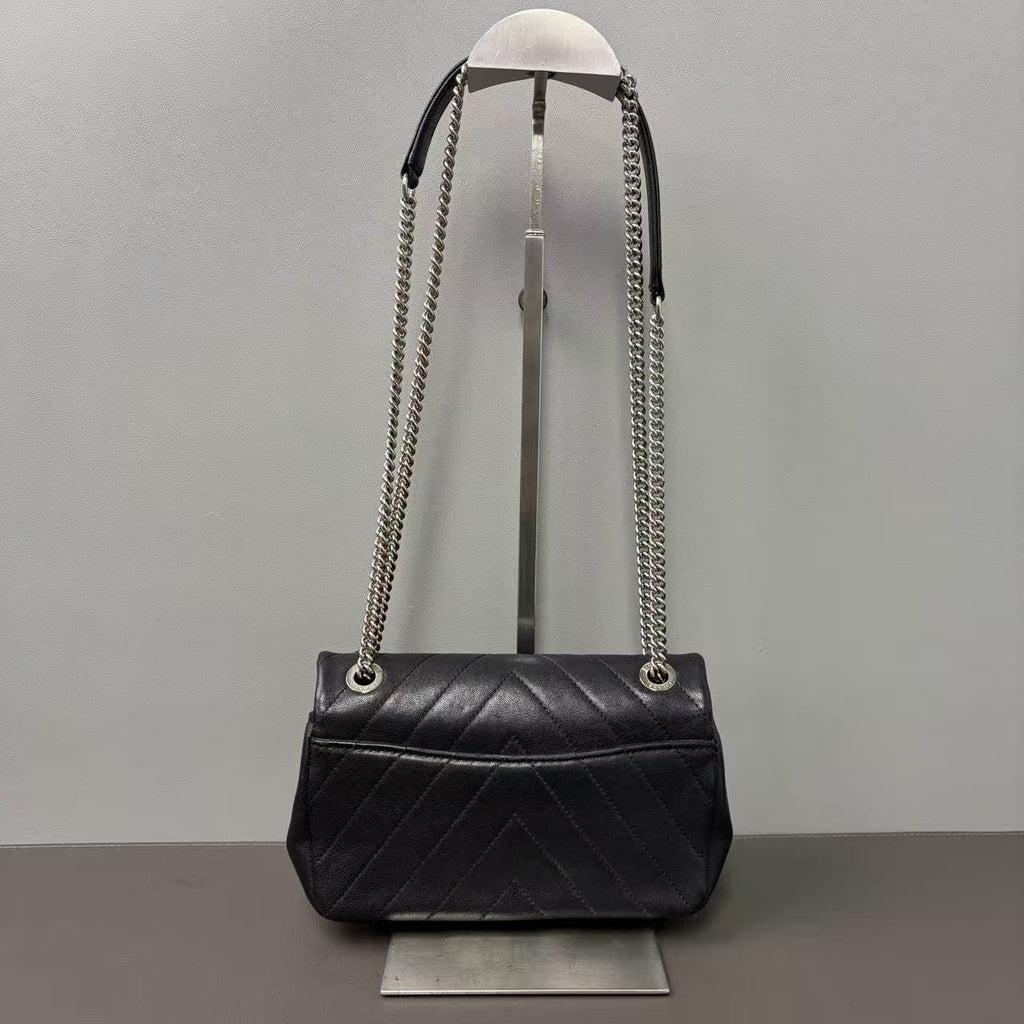 Chanel Mini CC Chevron Calfskin Single Flap Twins LDZ1581