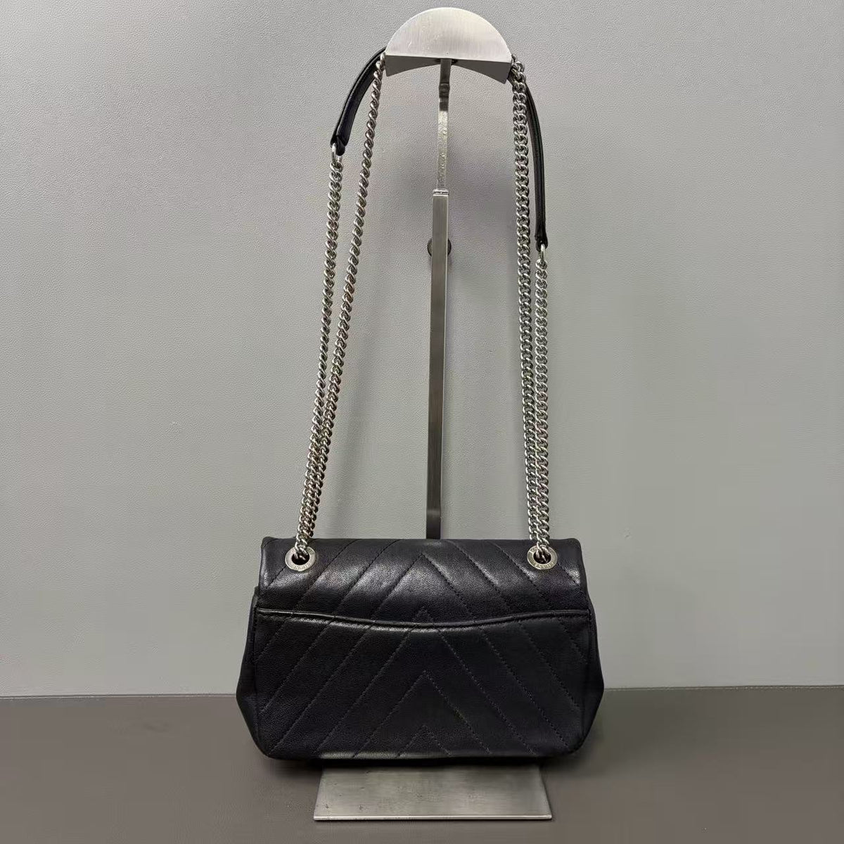 Chanel Mini CC Chevron Calfskin Single Flap Twins LDZ1581