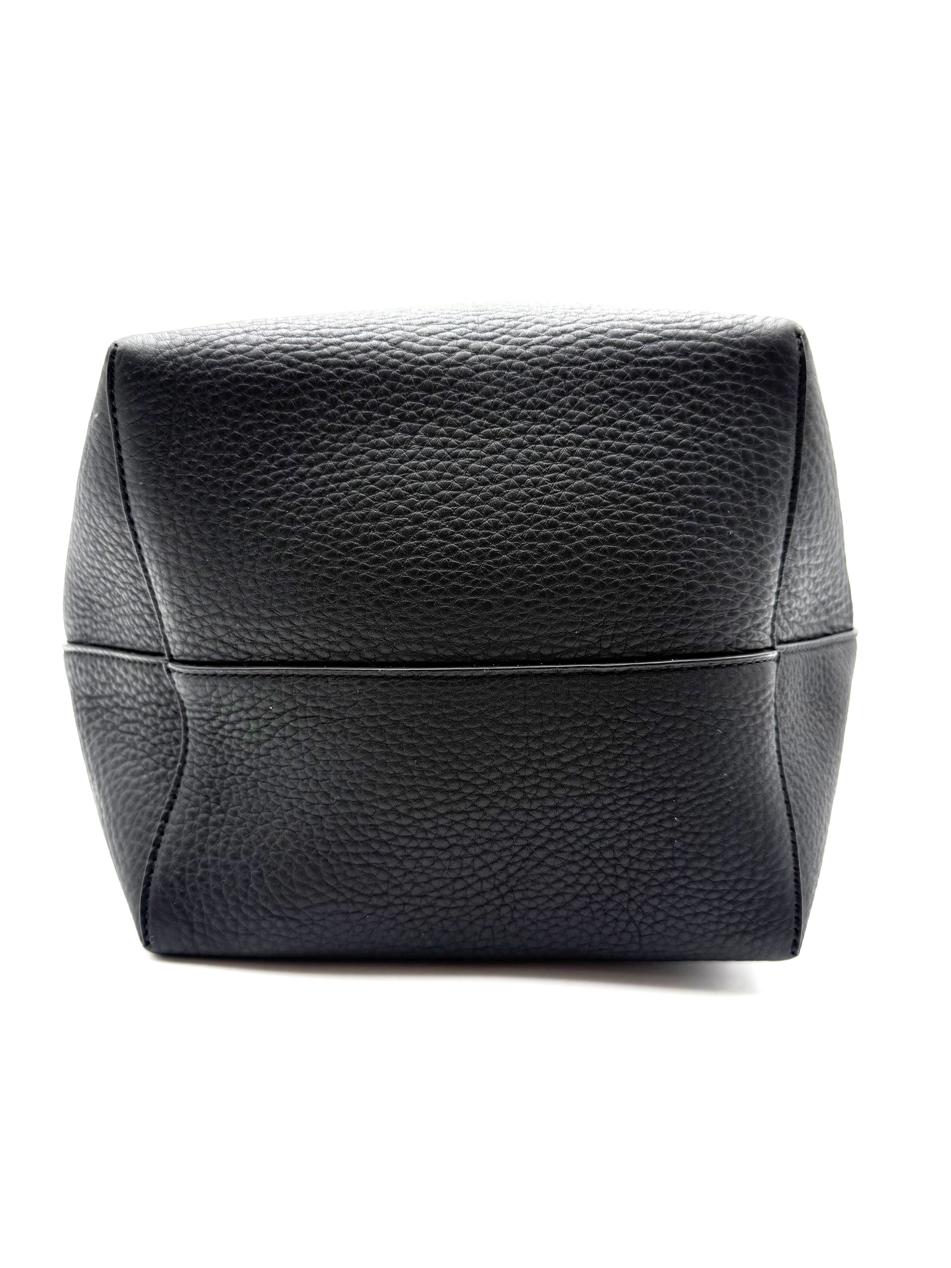 PRE- OWNED Medium N/S Park Tote Bag in Leather