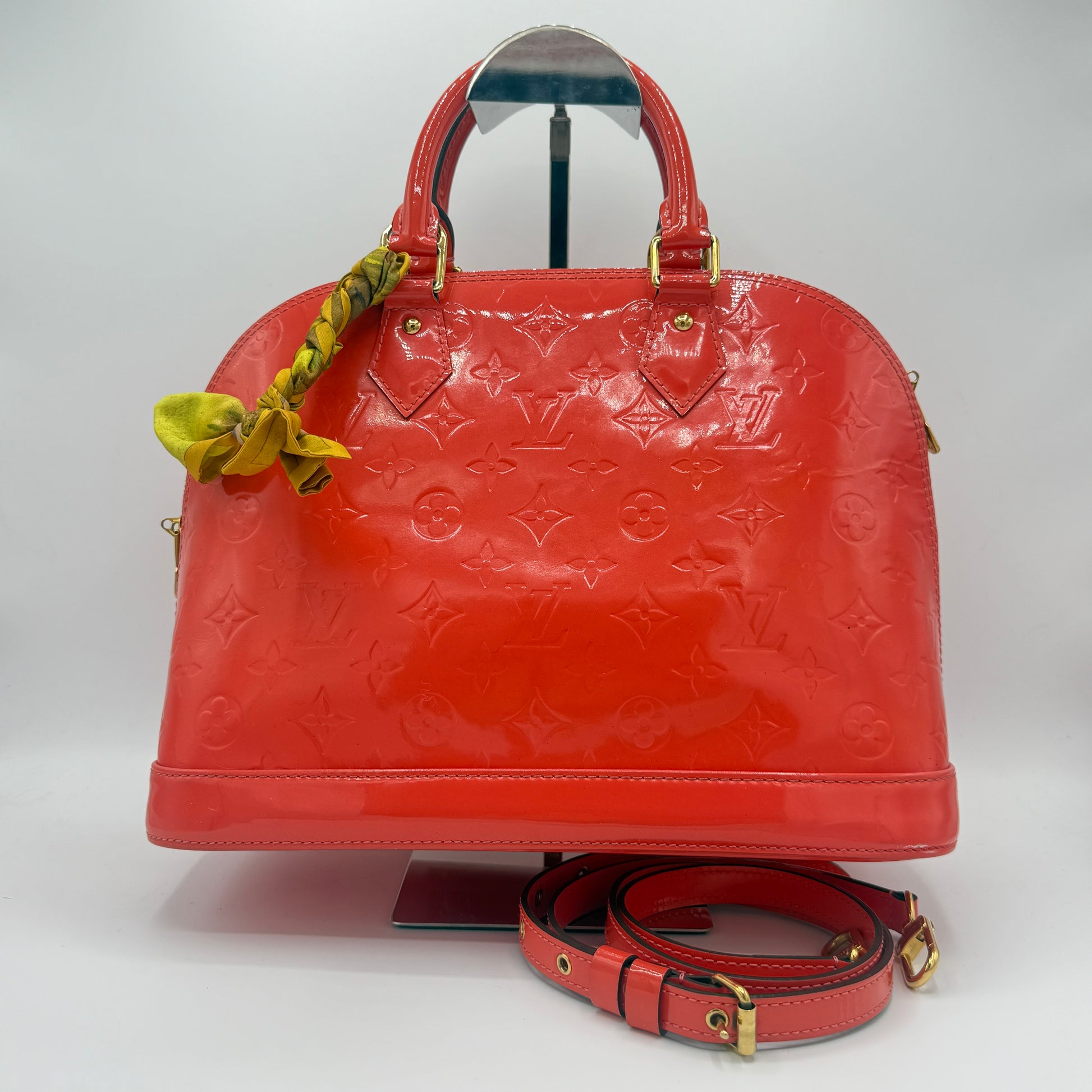 Alma Handbag Monogram Vernis PM