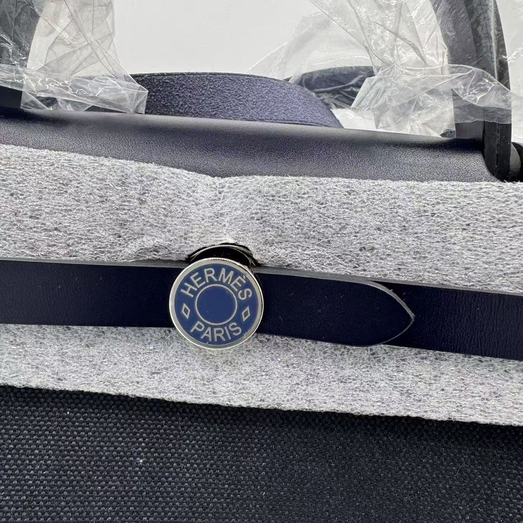 Hermès- Military Toile Vache Hunter Herbag Zip  PM Bleu Marine Black