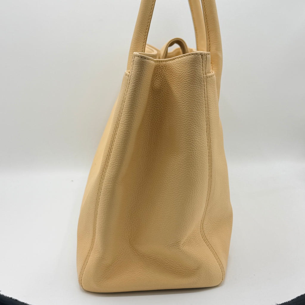 Cerf Executive Tote Leather Medium