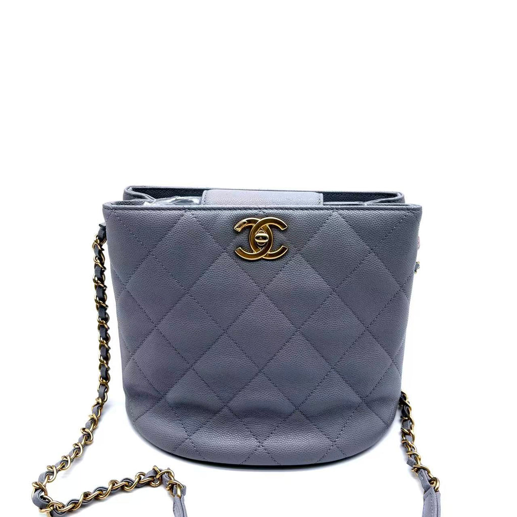 Entwined Chain Top Handle Drawstring Bucket Bag Quilted Shiny Lambskin Small
