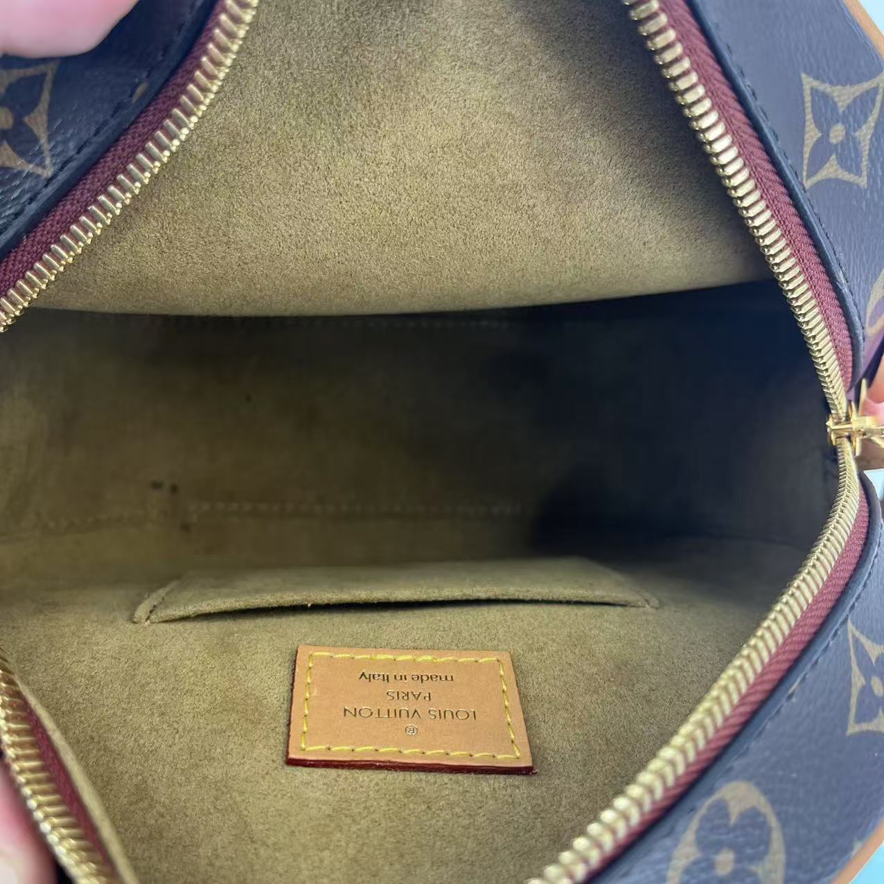 Boite Chapeau Souple Bag Monogram Canvas MM twins