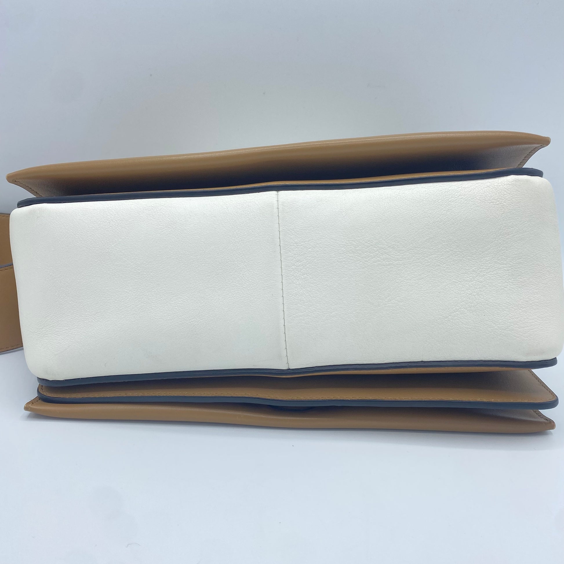 Frame Shoulder Bag Leather Medium
