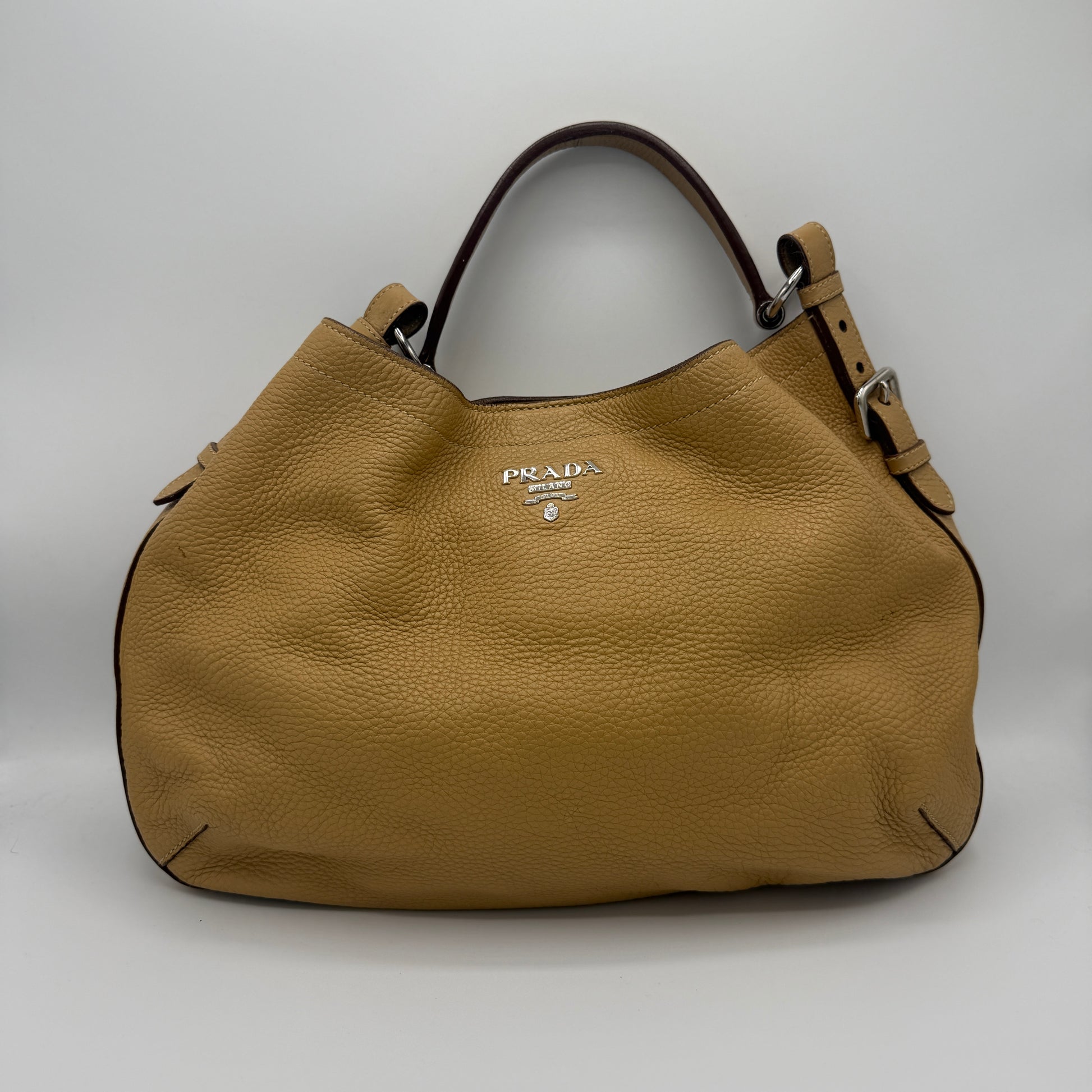 Arqué leather handbag