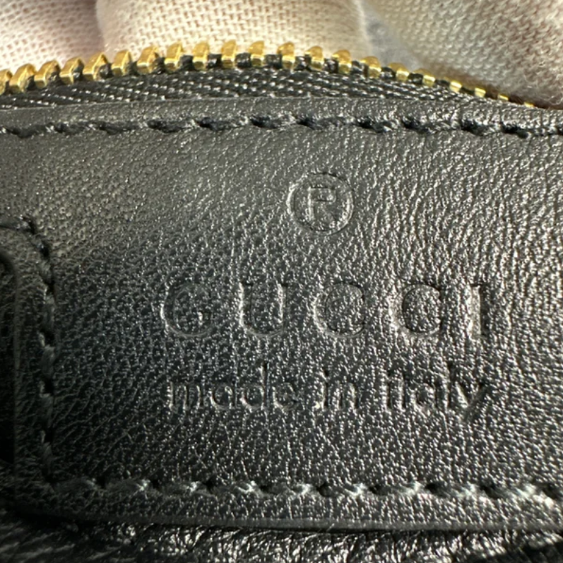 Gucci Leather Blondie B24137