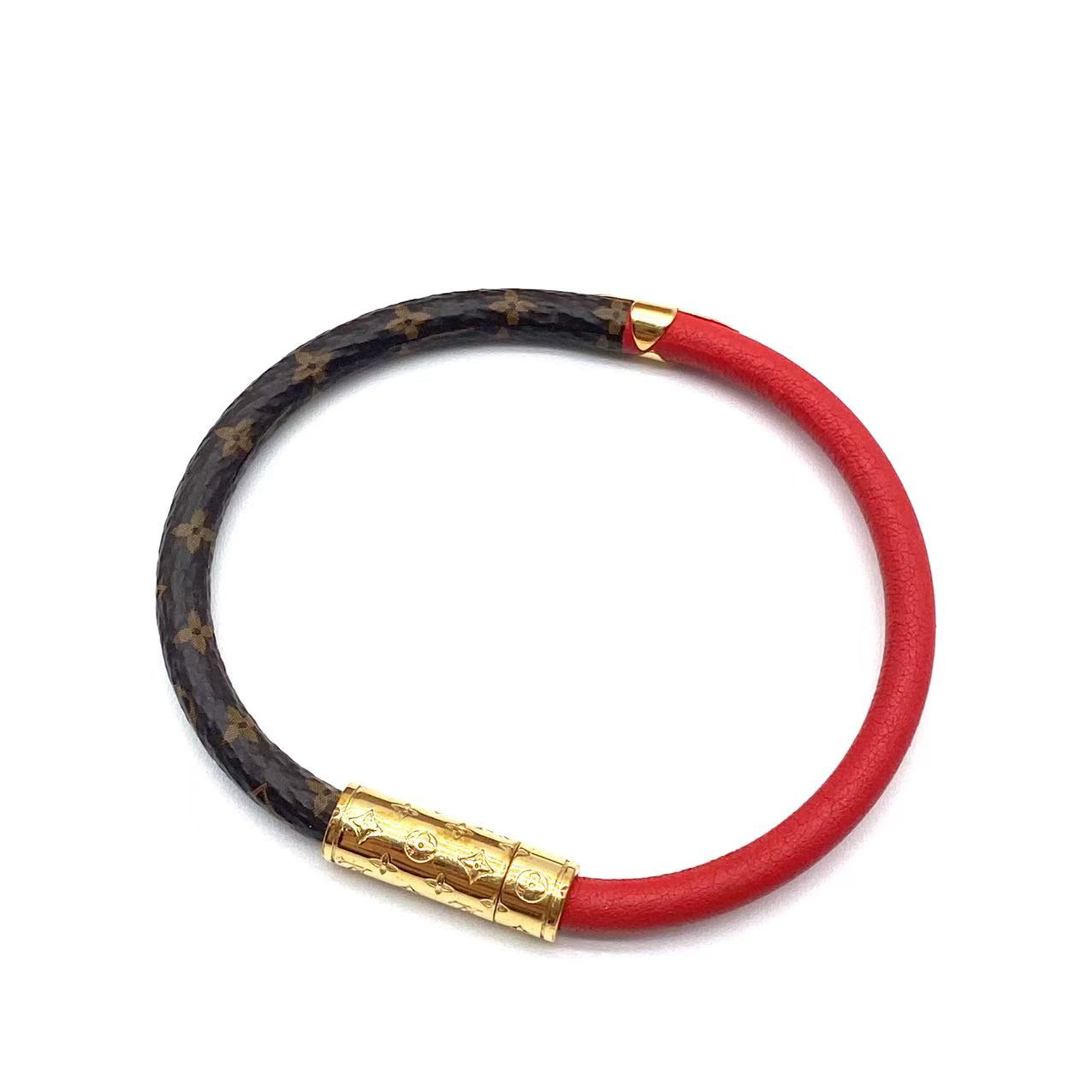 Daily Confidential Bracelet Red