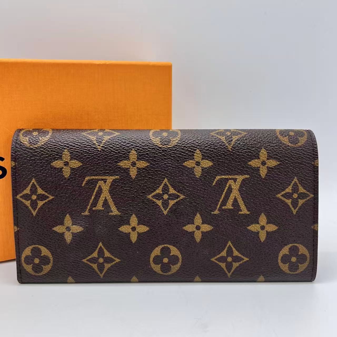 Emilie Wallet Monogram Canvas