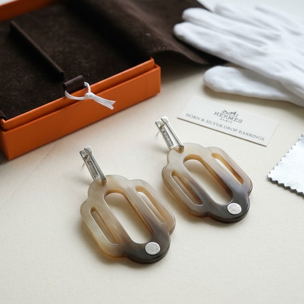Hermes Horn and Enamel Silver Tone Earrings Twins LDJ6055