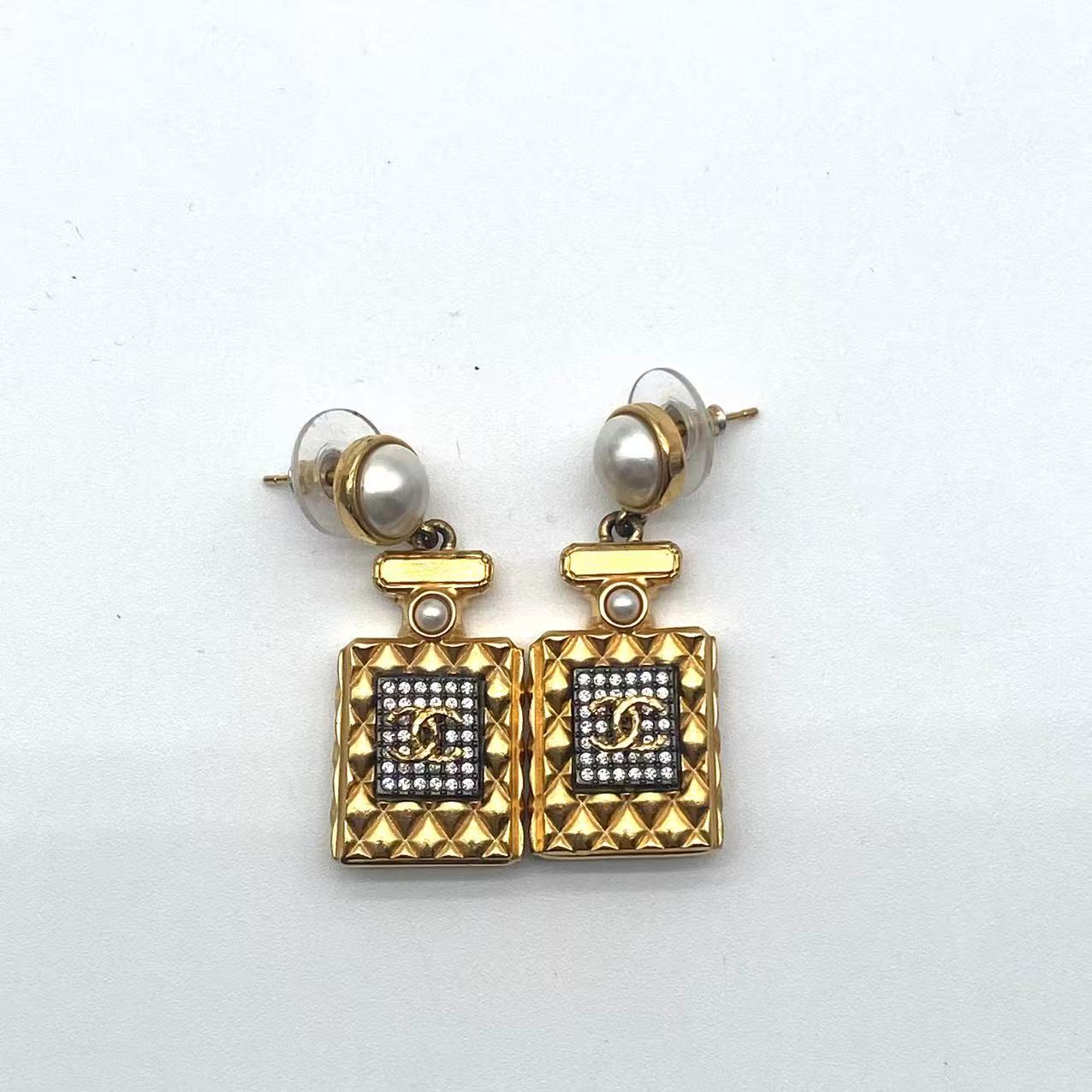 Pearl Perfume Bottle Dangle Earrings Gold