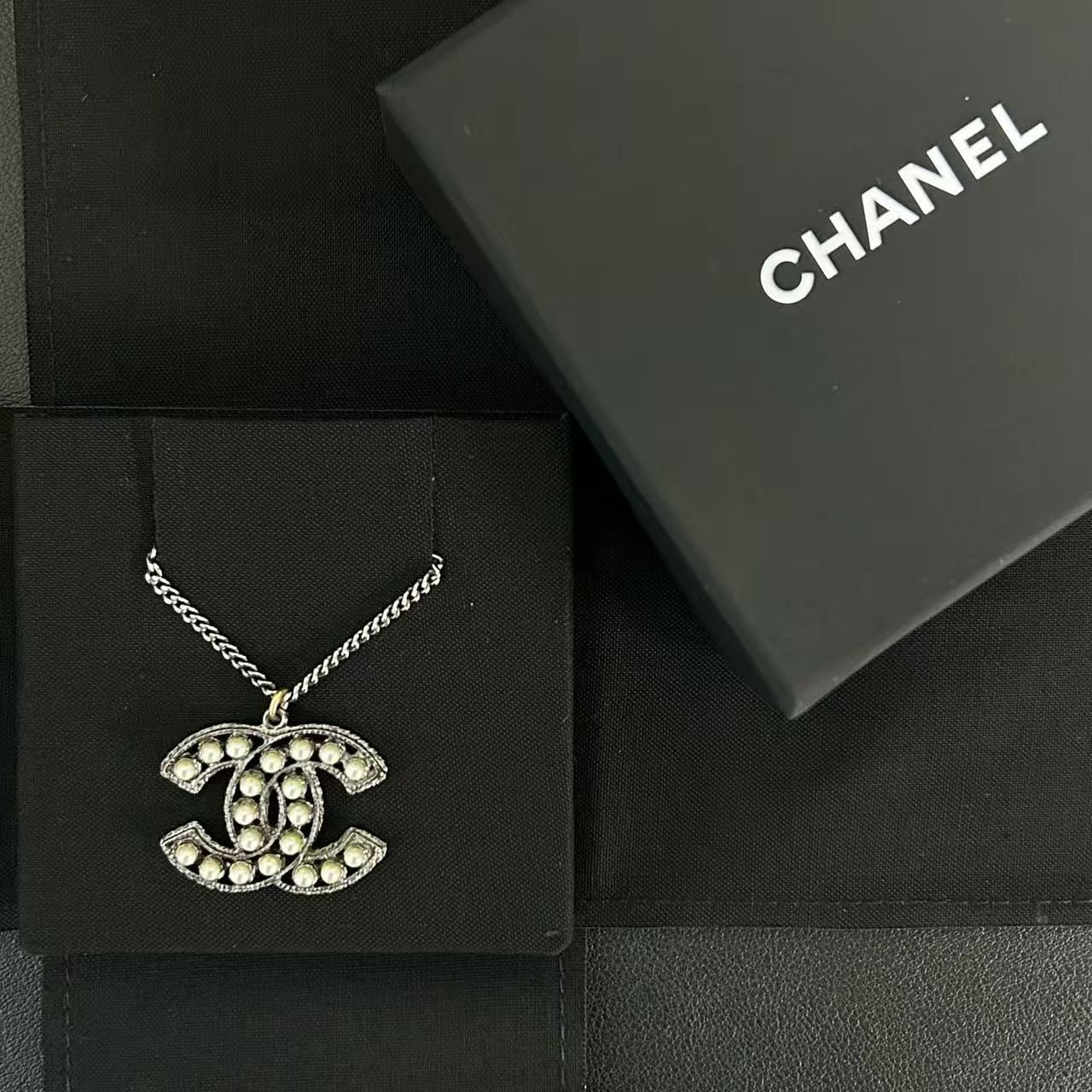 CC Crystal Logo Necklace Metal Twins LDJ4225