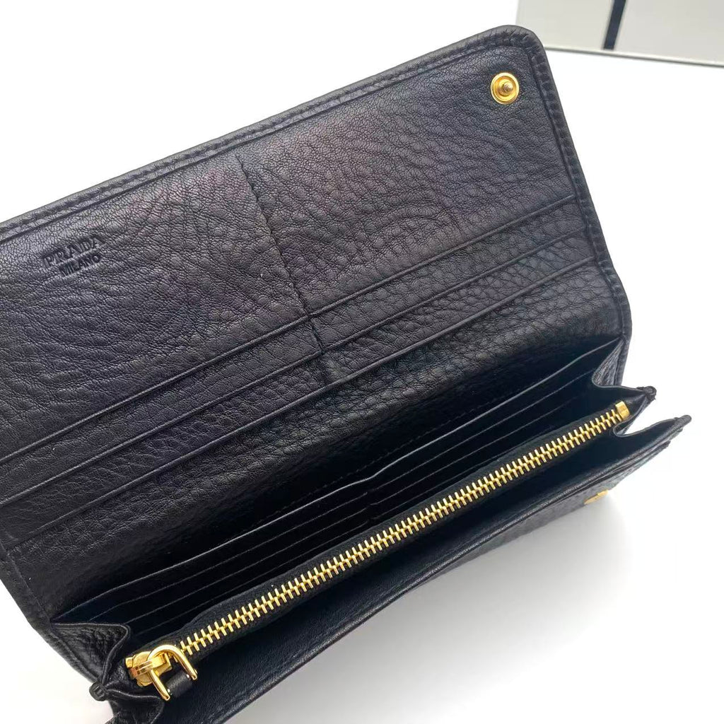 Vitello Daino Leather Continental Wallet