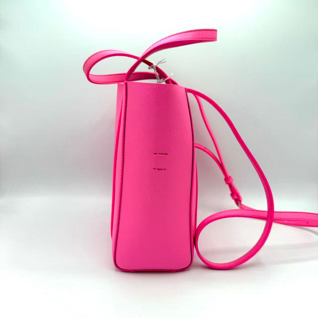 Signature Tote XS