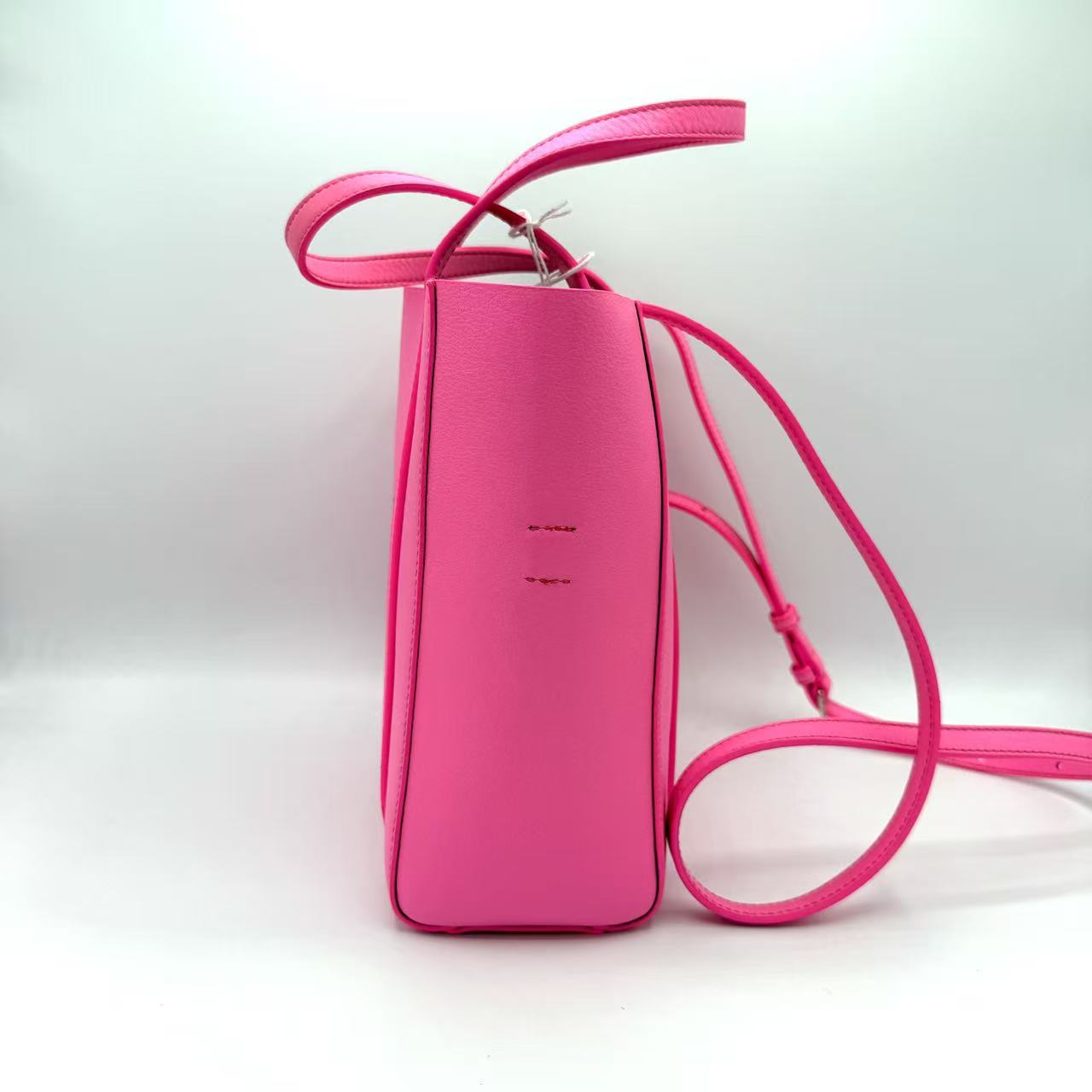 Signature Tote XS