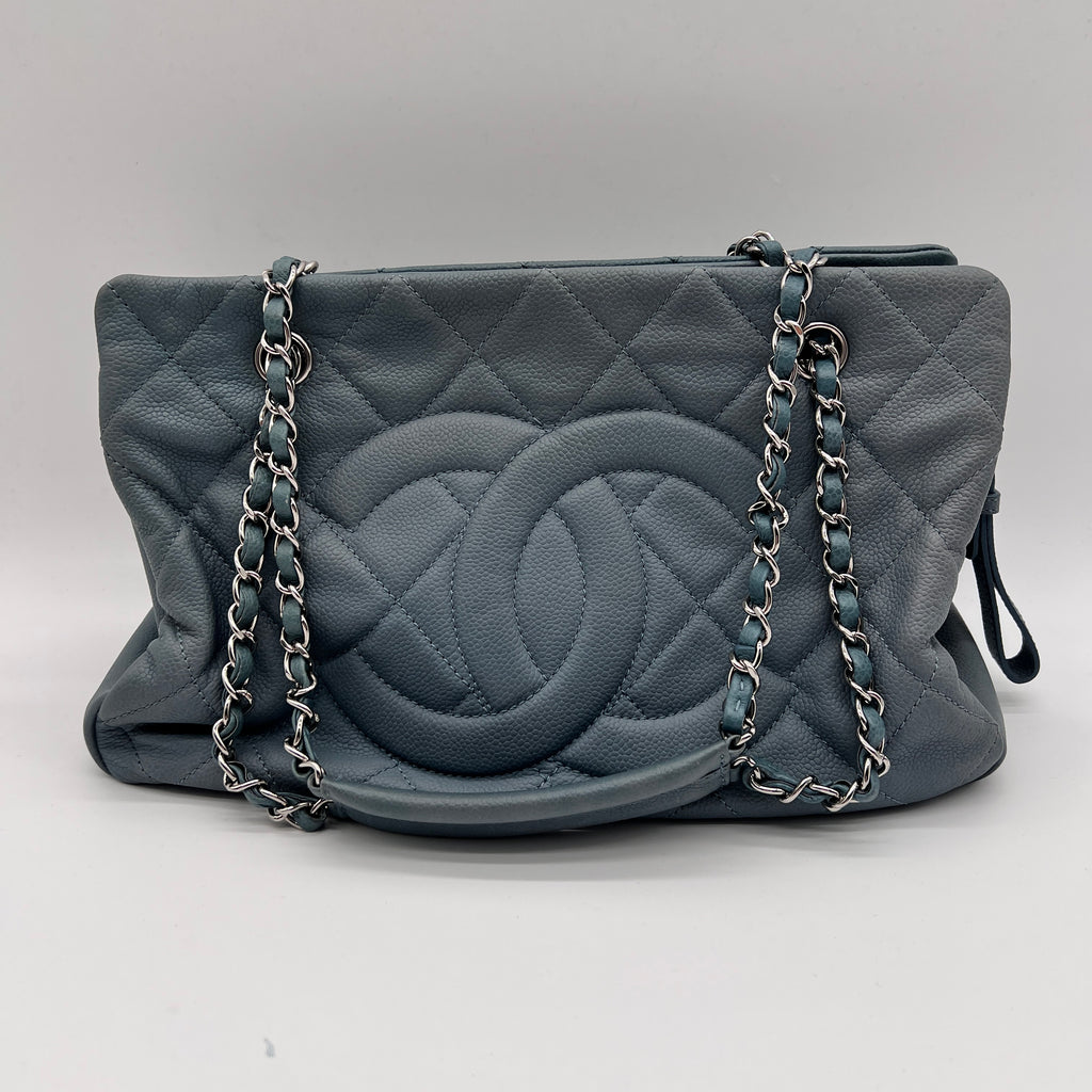 Seafoam Caviar Tote Silver CC Medium Leather Shopping Bag