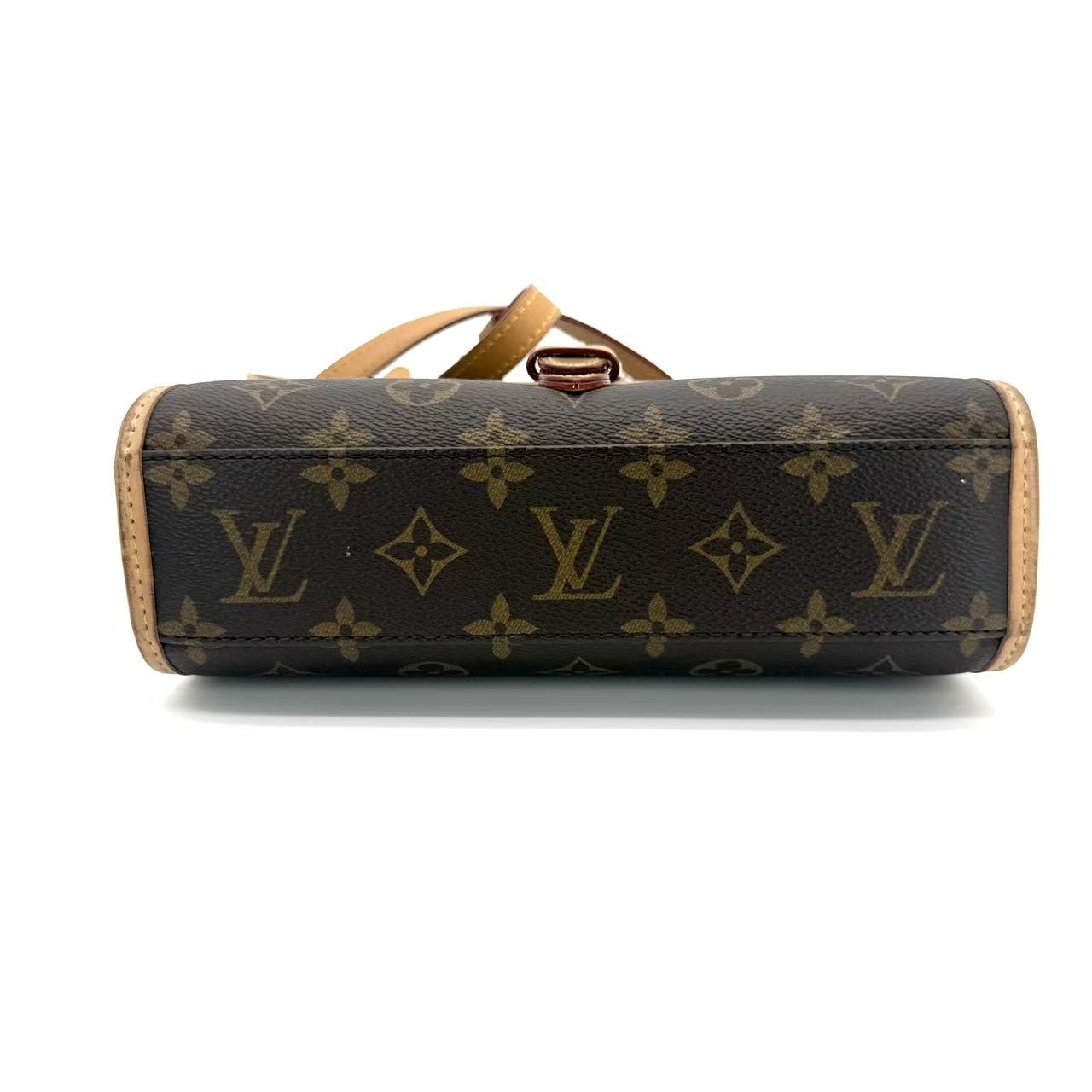 Monogram LV Ivy