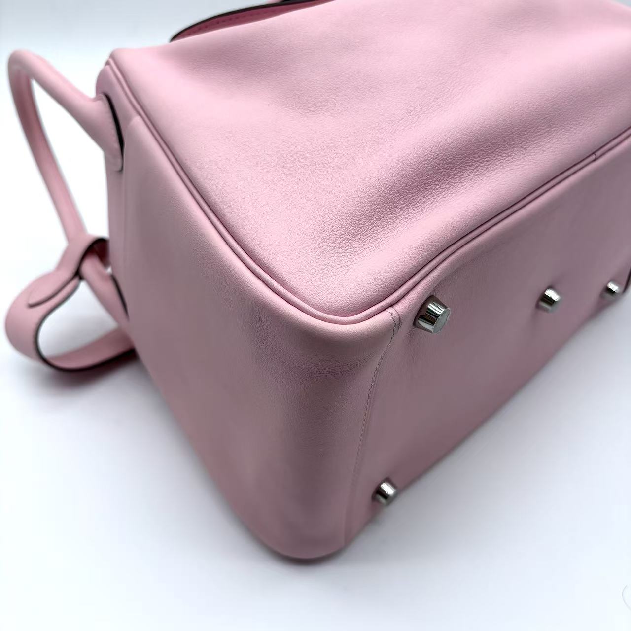 Lindy 30 shoulder bag in Rose Sakura Swift leather