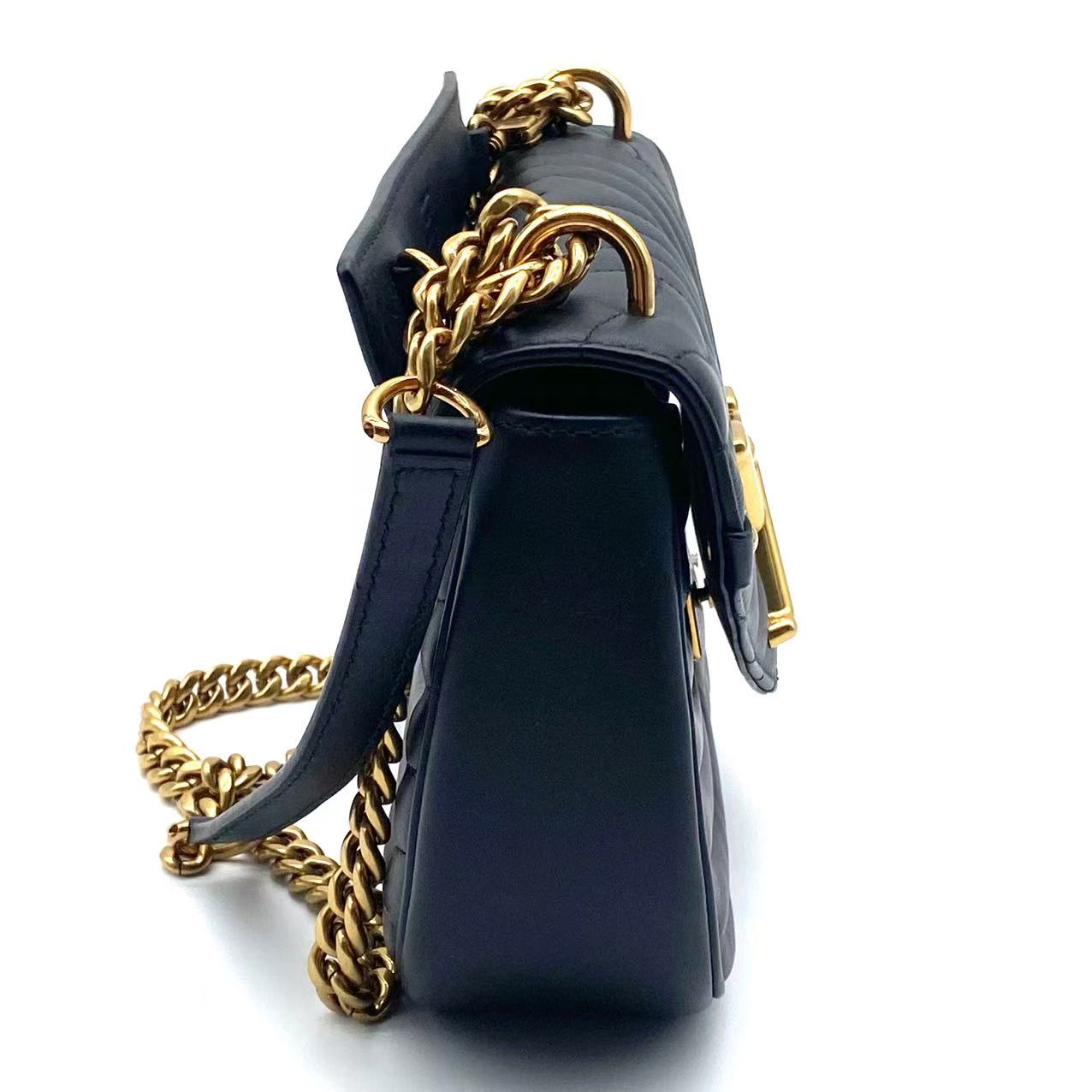 Calfskin New Wave Chain PM Black