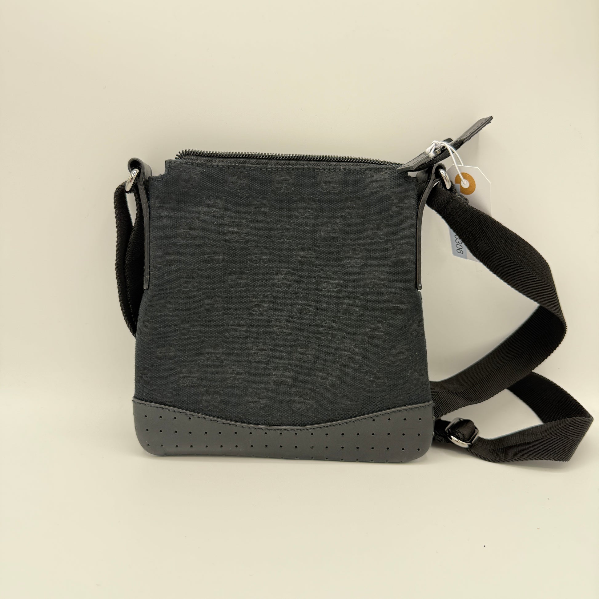 GG Canvas Messenger Bag