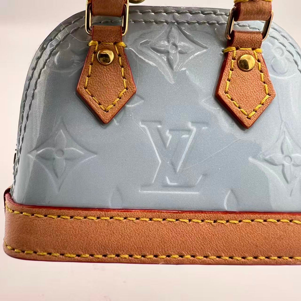 Micro Alma Vernis Bag Charm
