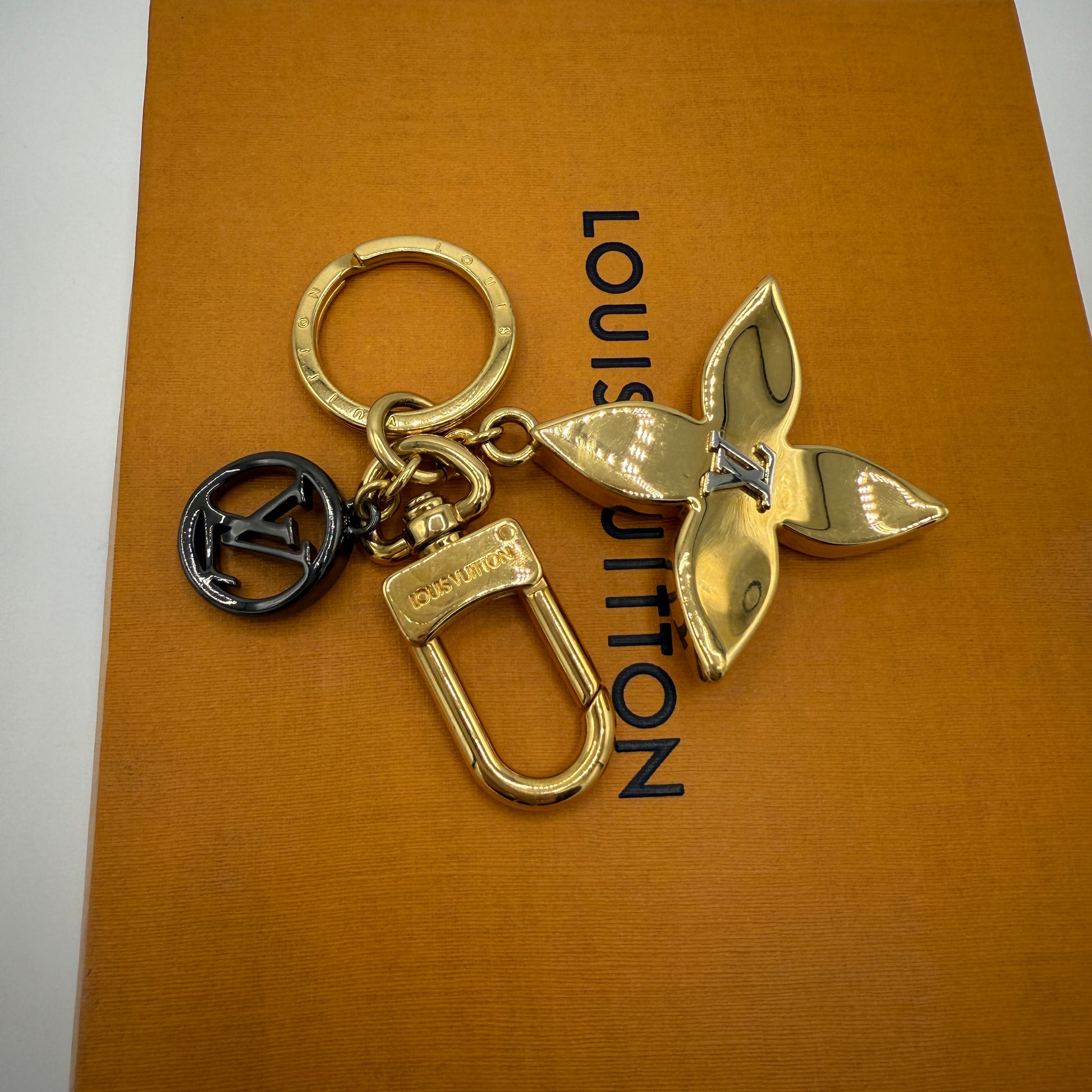 Blossom Dream Bag Charm Key Holder Gold