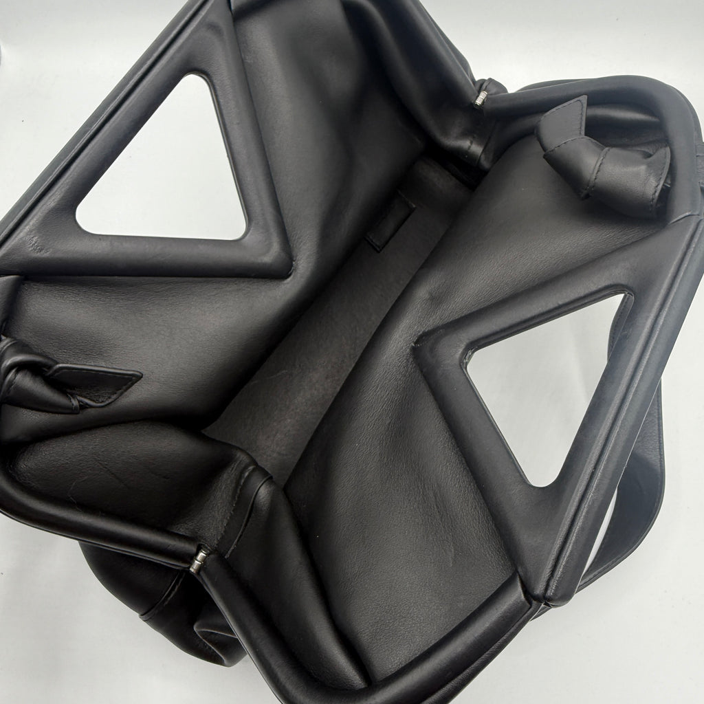 Point Shoulder Bag Leather Medium