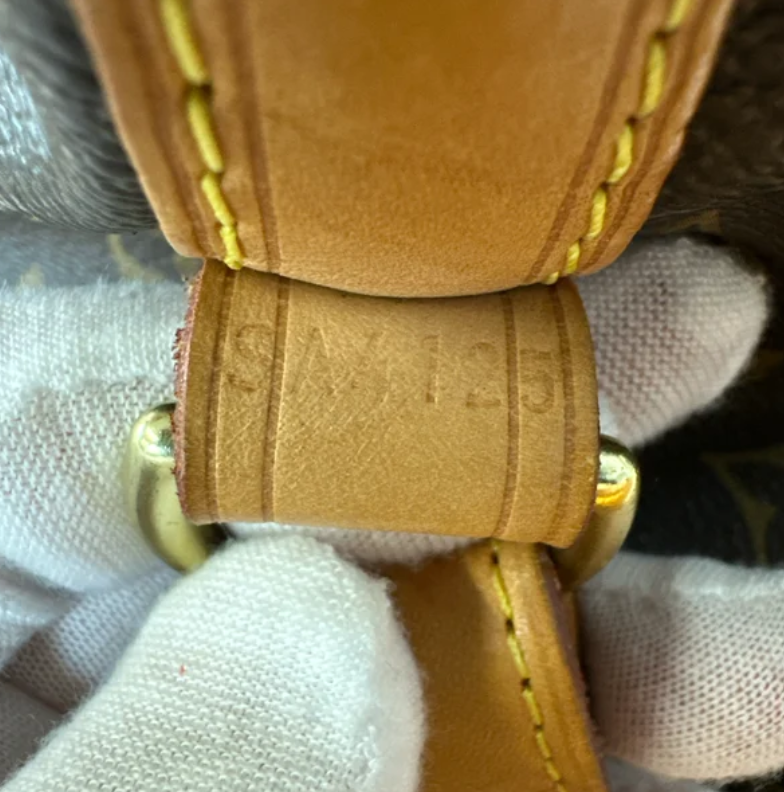 Louis Vuitton Monogram Petit Noé Bucket Bag B24091