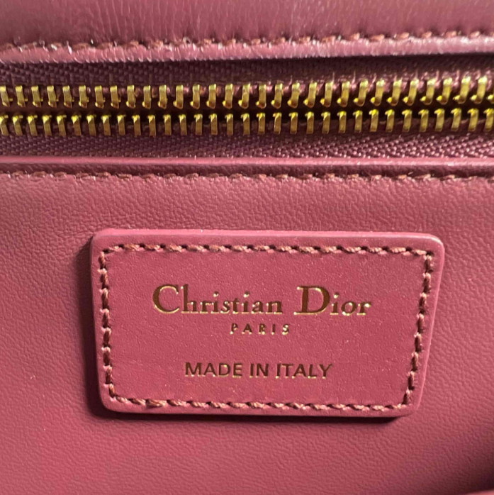 Christian Dior 30 Montaigne Shoulder Bag B24340