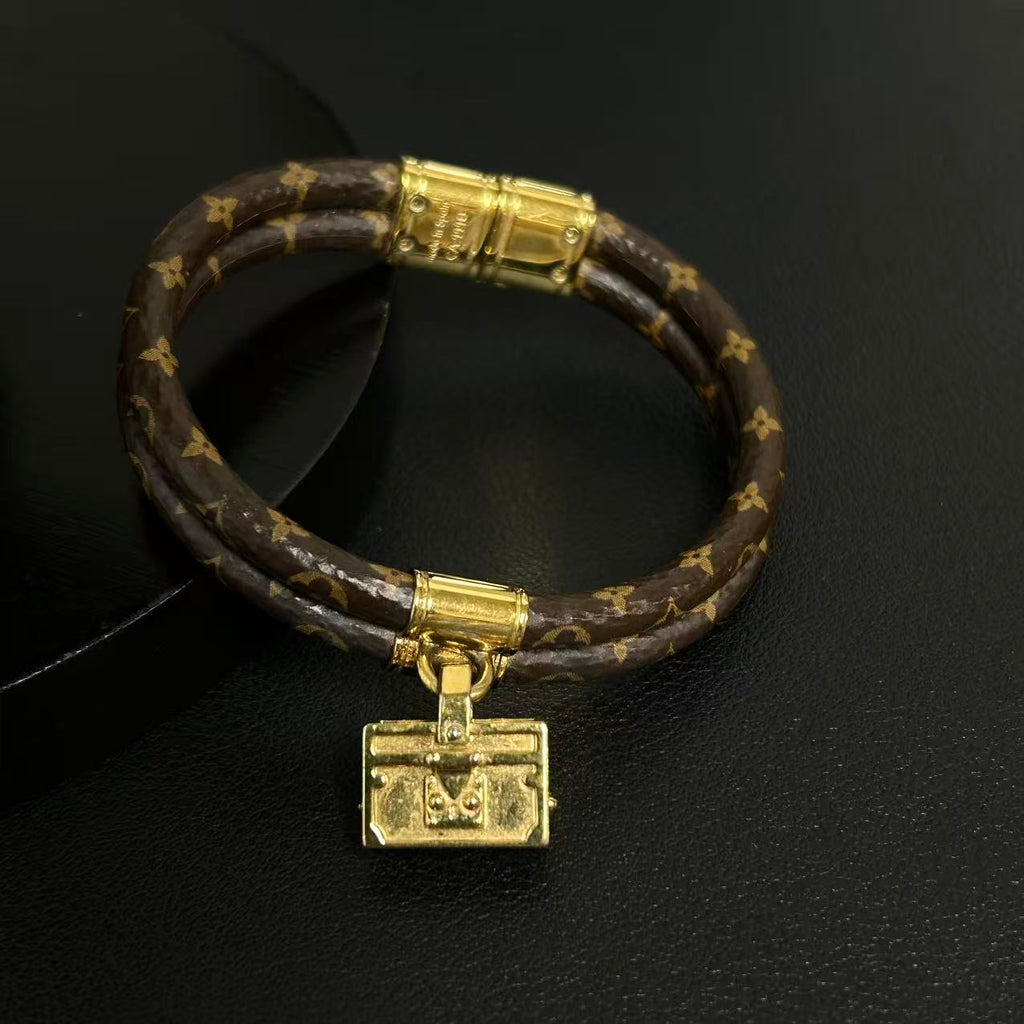 Louis Vuitton Monogram Trunk Bag Charm Bracelet twins LDZ341