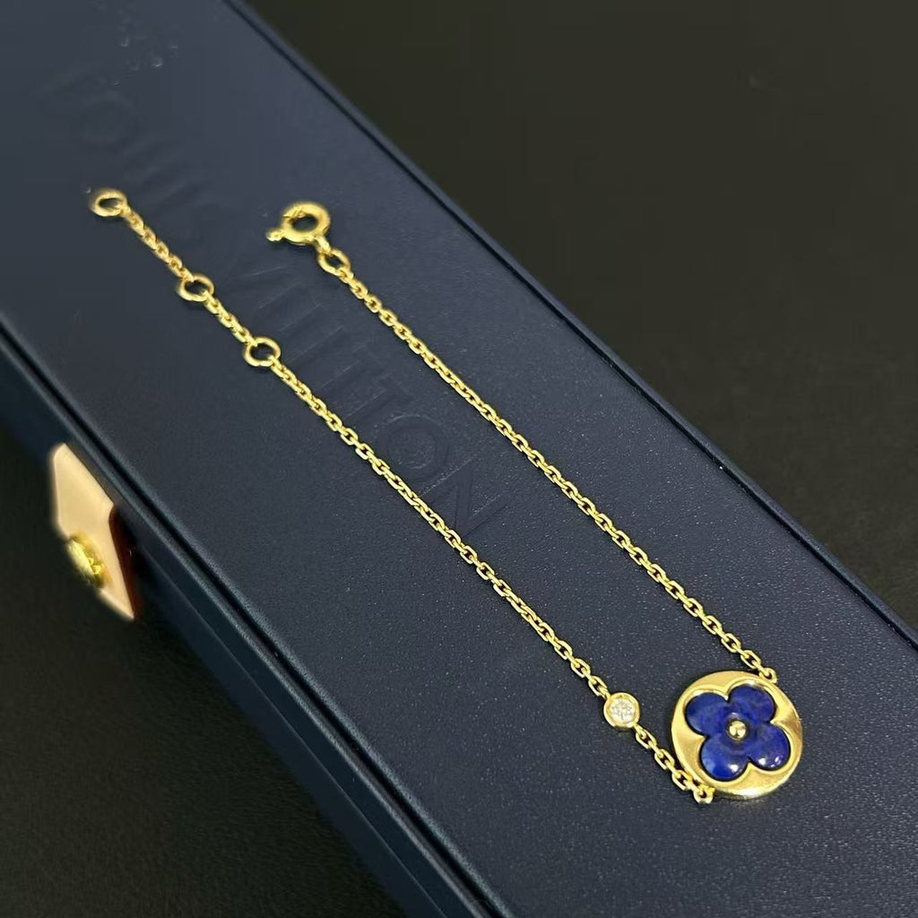 Color Blossom BB Sun Pendant, Yellow Gold, Sodalite and Diamond LDZ0092