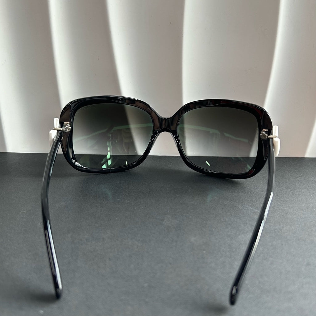 Chanel Coco Logos Bow White Sunglasses Black Twins LDJ3852