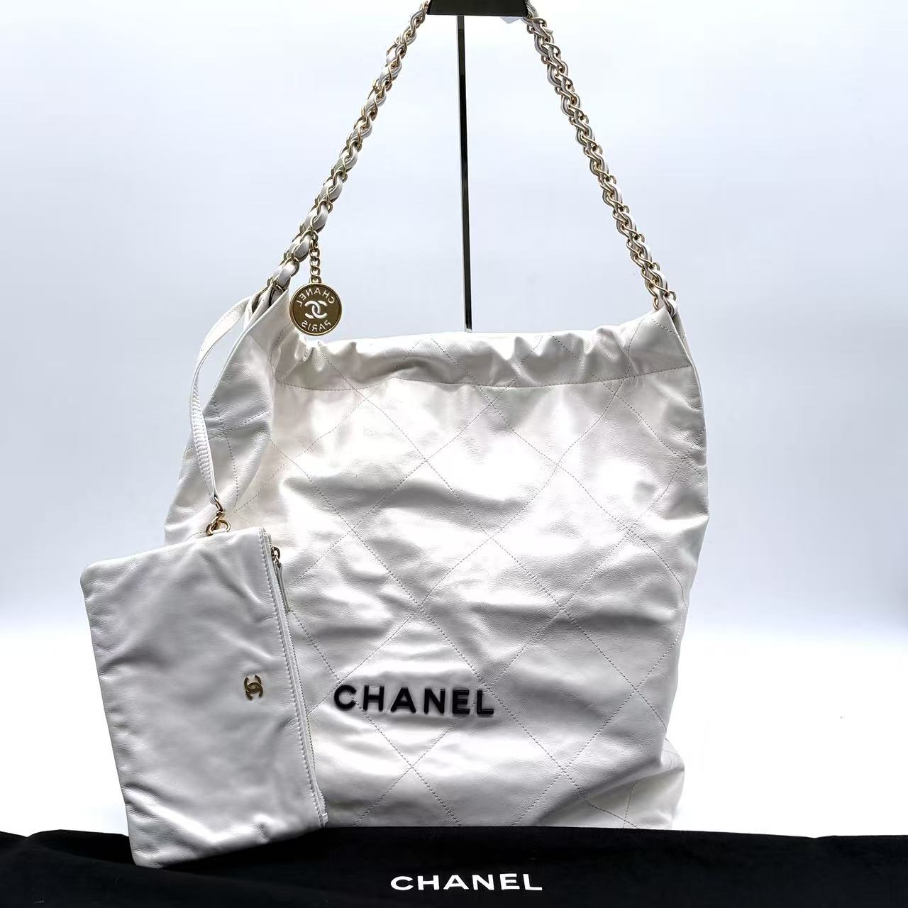 22 Chain Hobo Quilted Calfskin Large