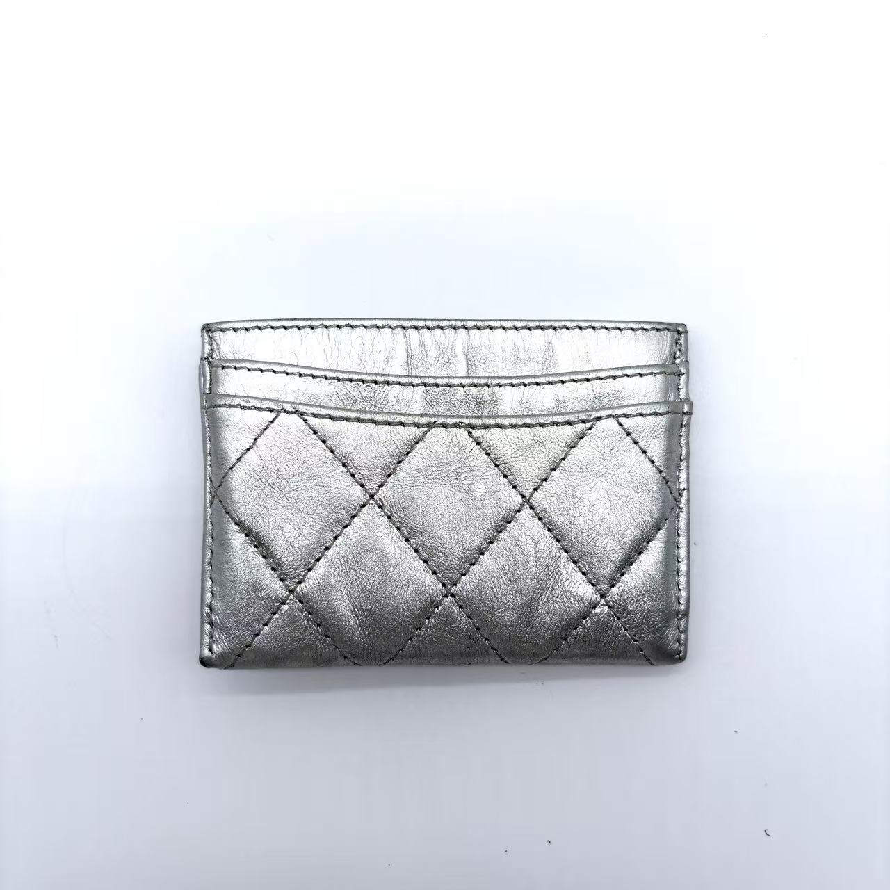 Metallic silver matelassé aged calfskin Reissue 2.55 cardholder with silver-finish hardware