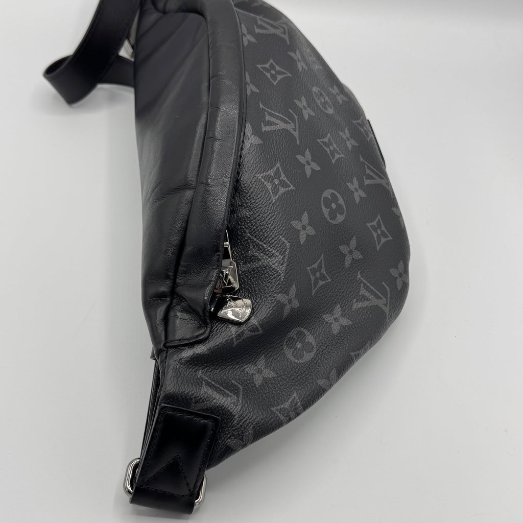 Louis Vuitton Discovery Bumbag Monogram Eclipse Canvas