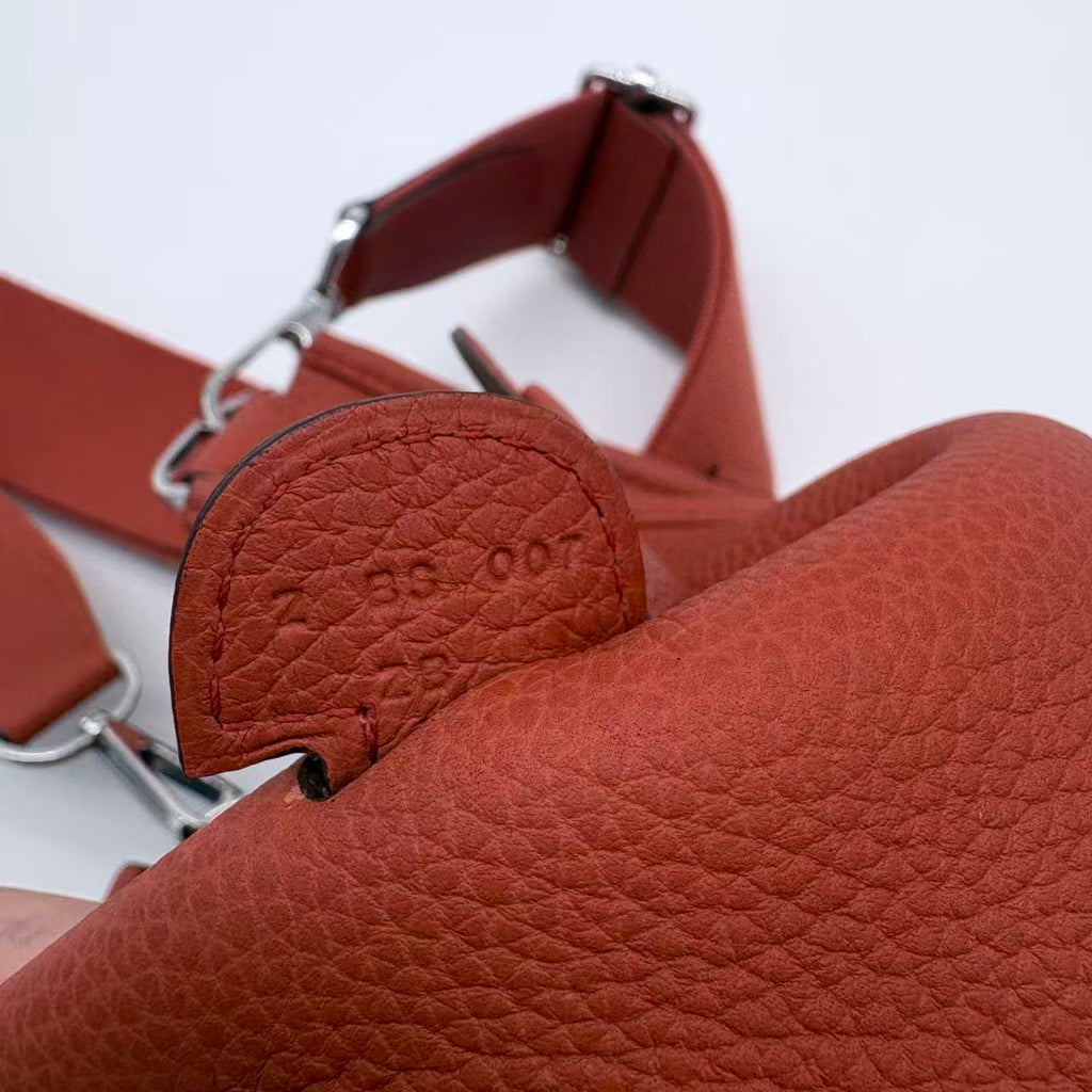 Taurillon Clemence Evelyne III GM Orange