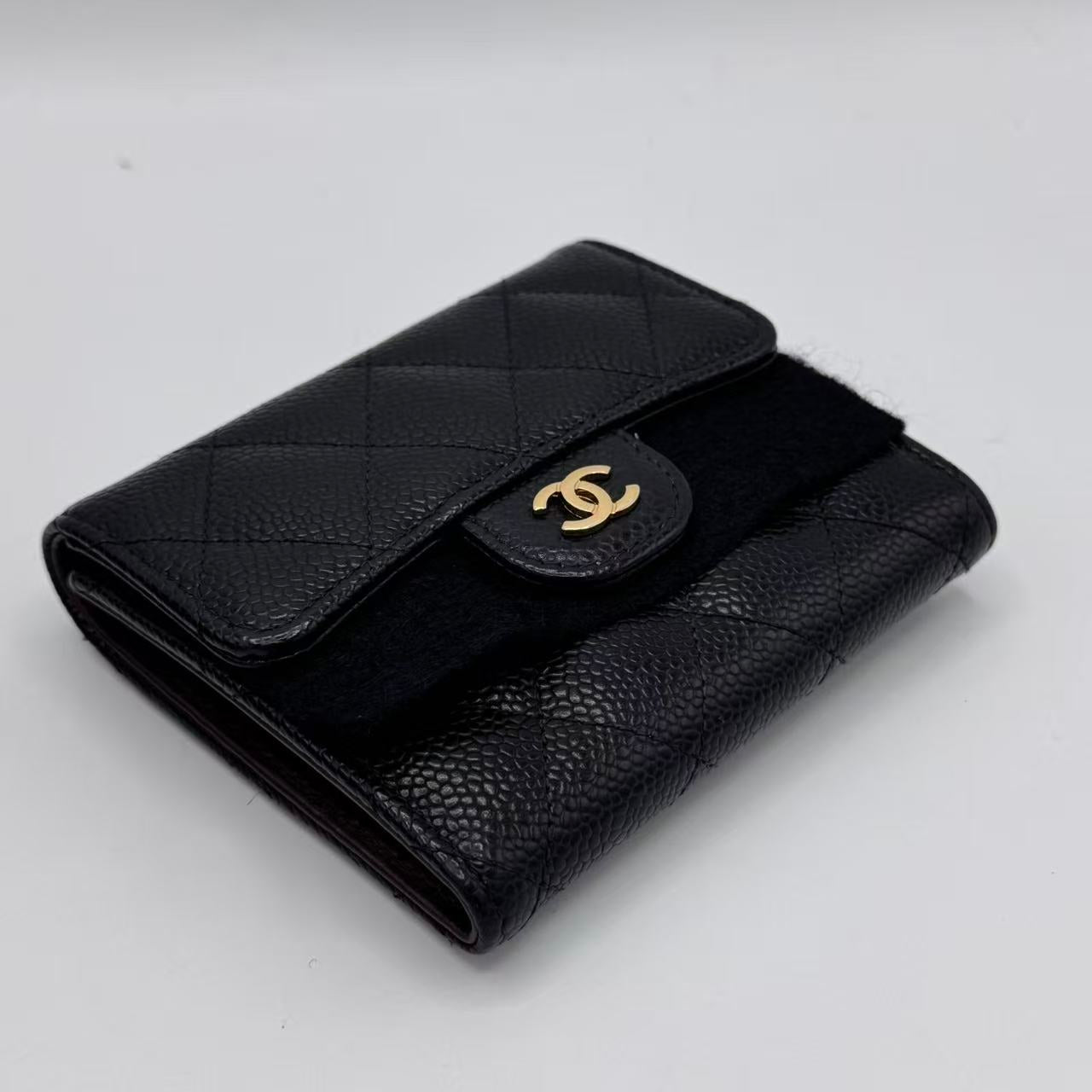 CC Compact Classic Flap Wallet Quilted Caviar